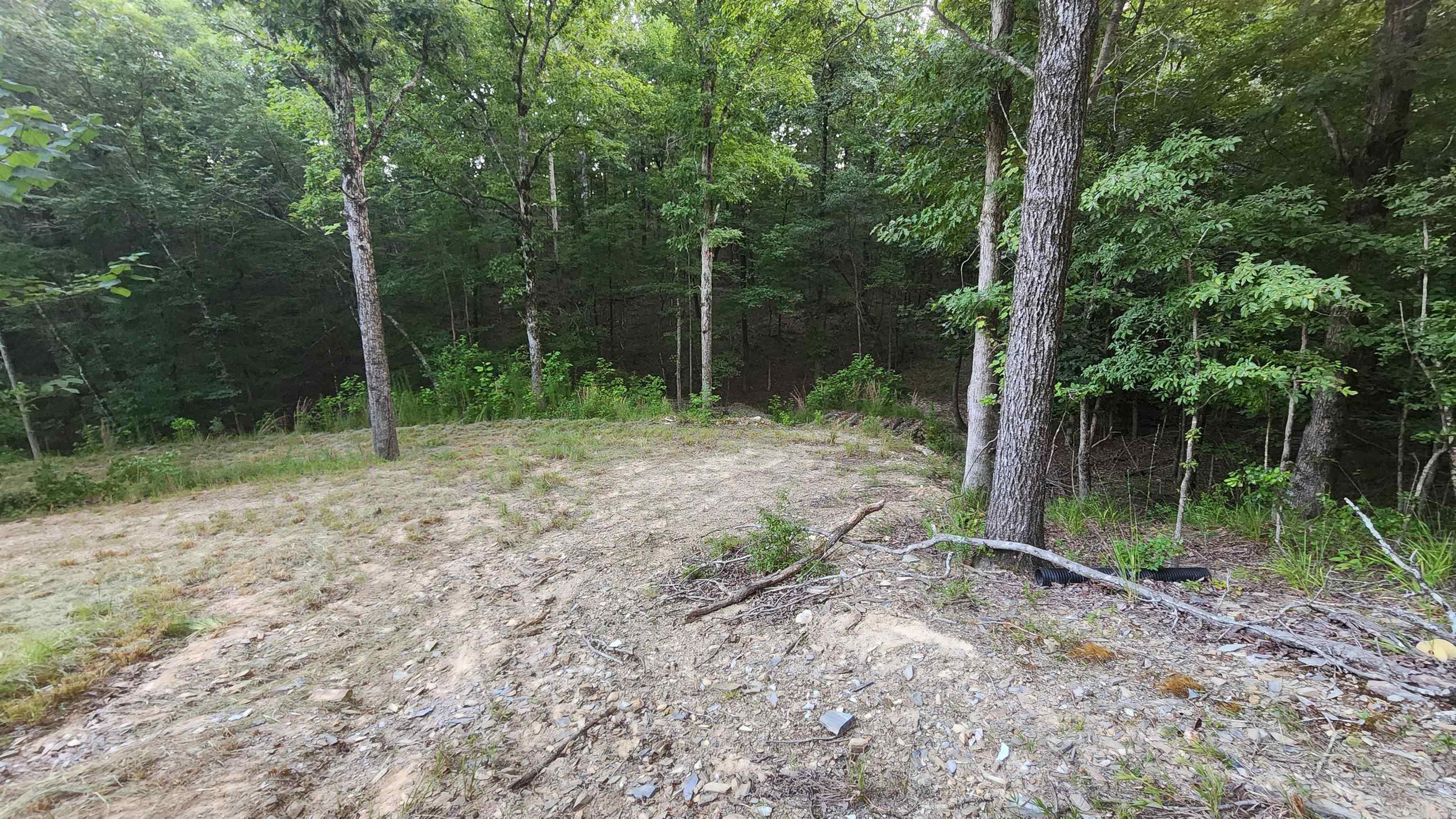 Lakeside Mountain - Land