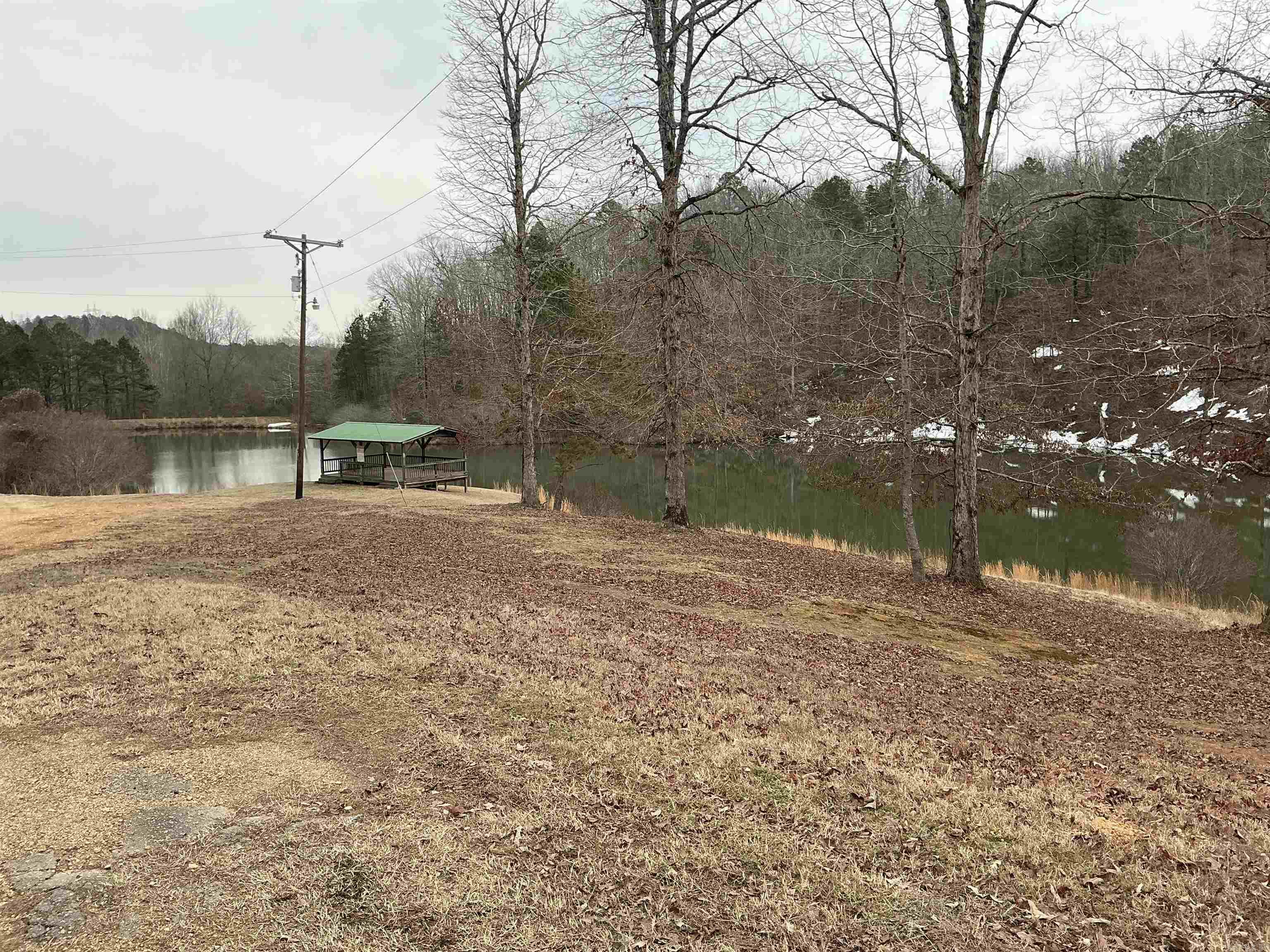 Lakeside Mountain - Land