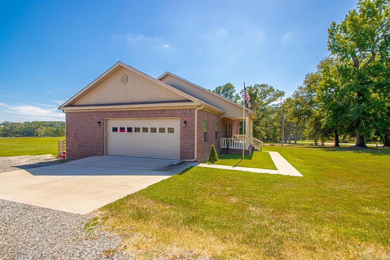 BISMARCK ESTATES - Residential