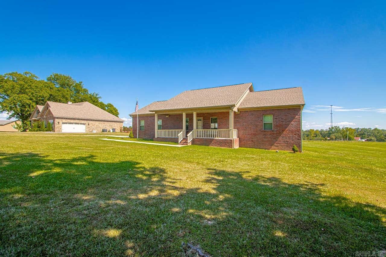 BISMARCK ESTATES - Residential