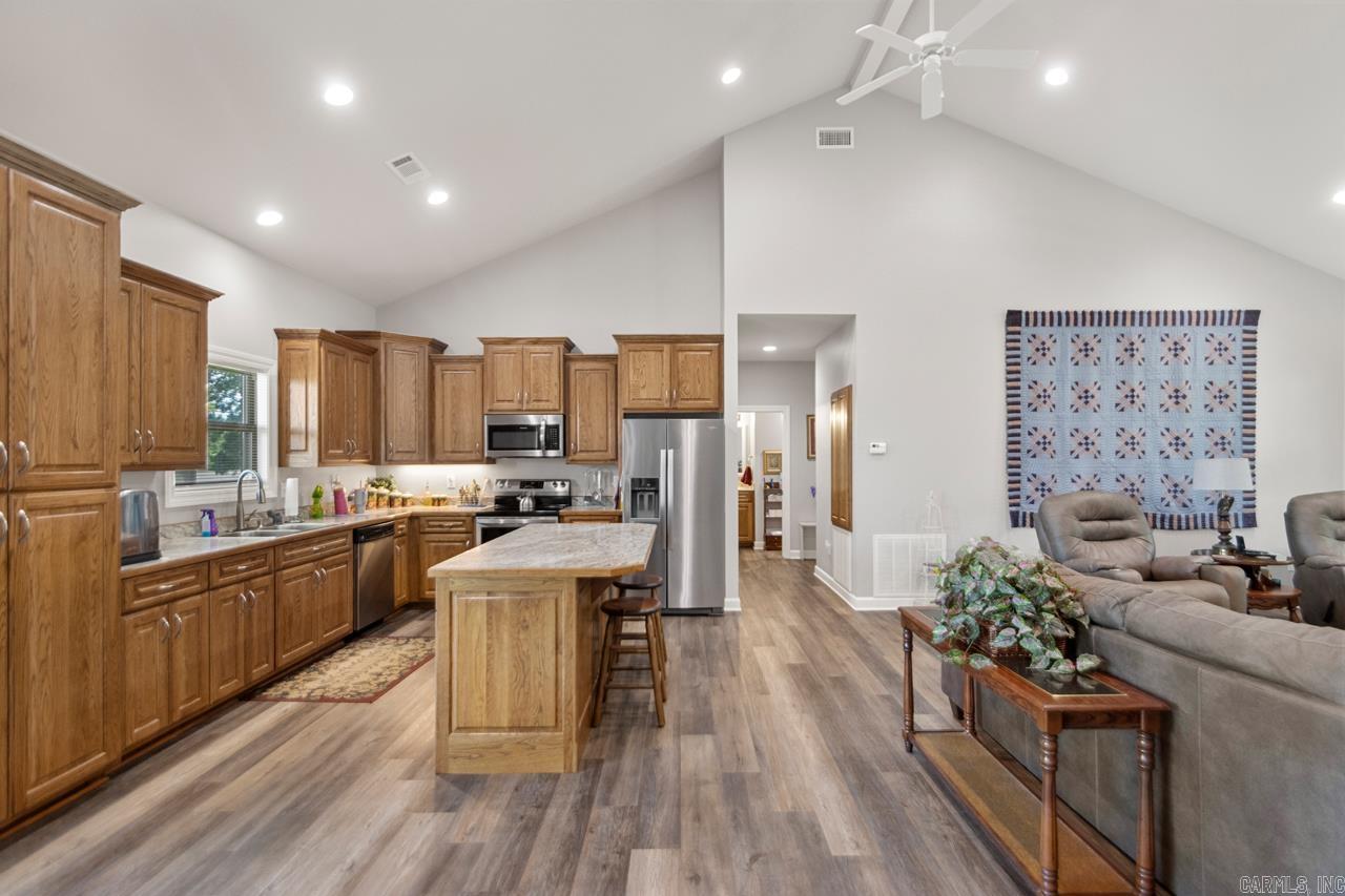 BISMARCK ESTATES - Residential