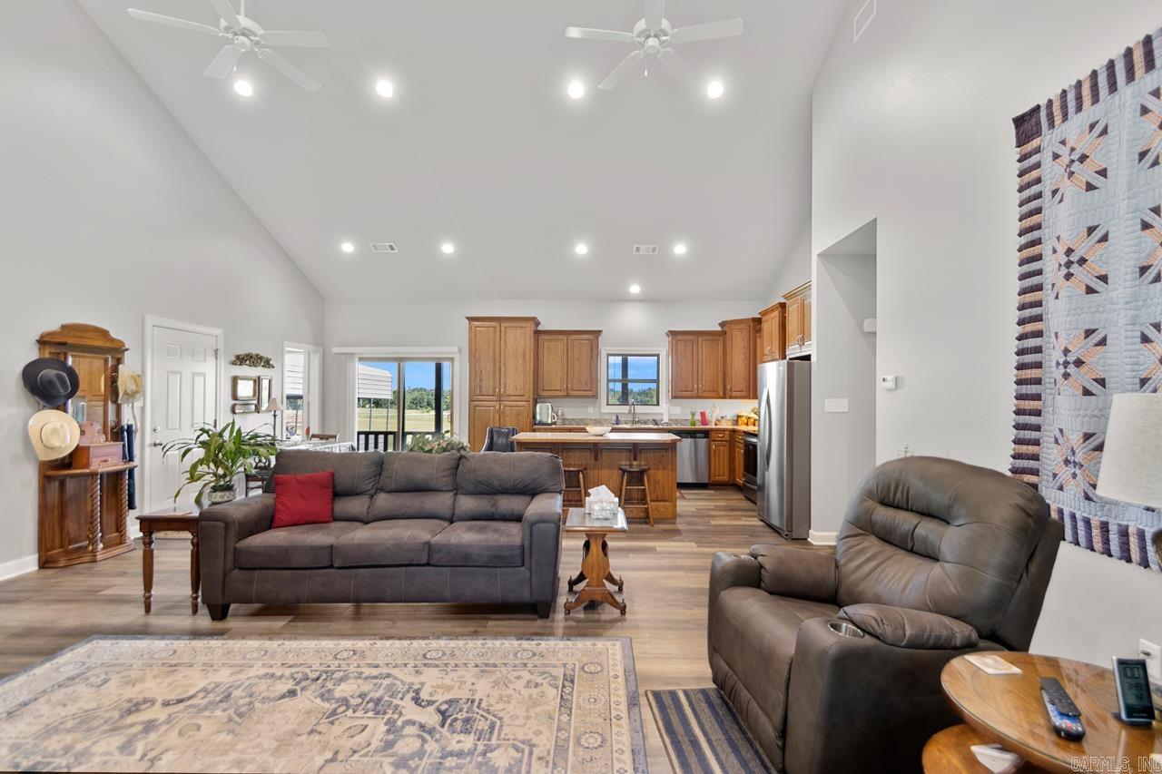 BISMARCK ESTATES - Residential