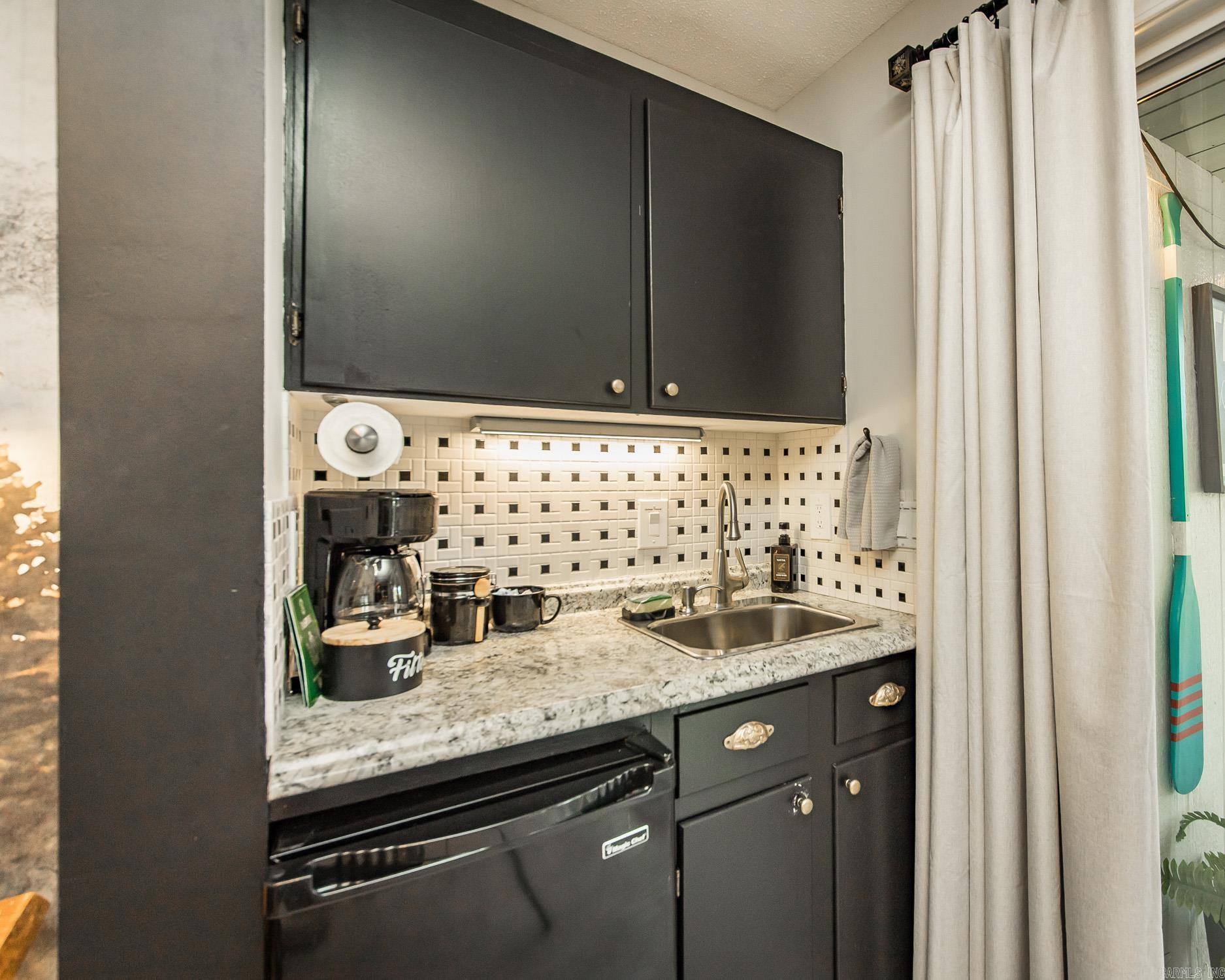 Summerhill Place Condos - Residential