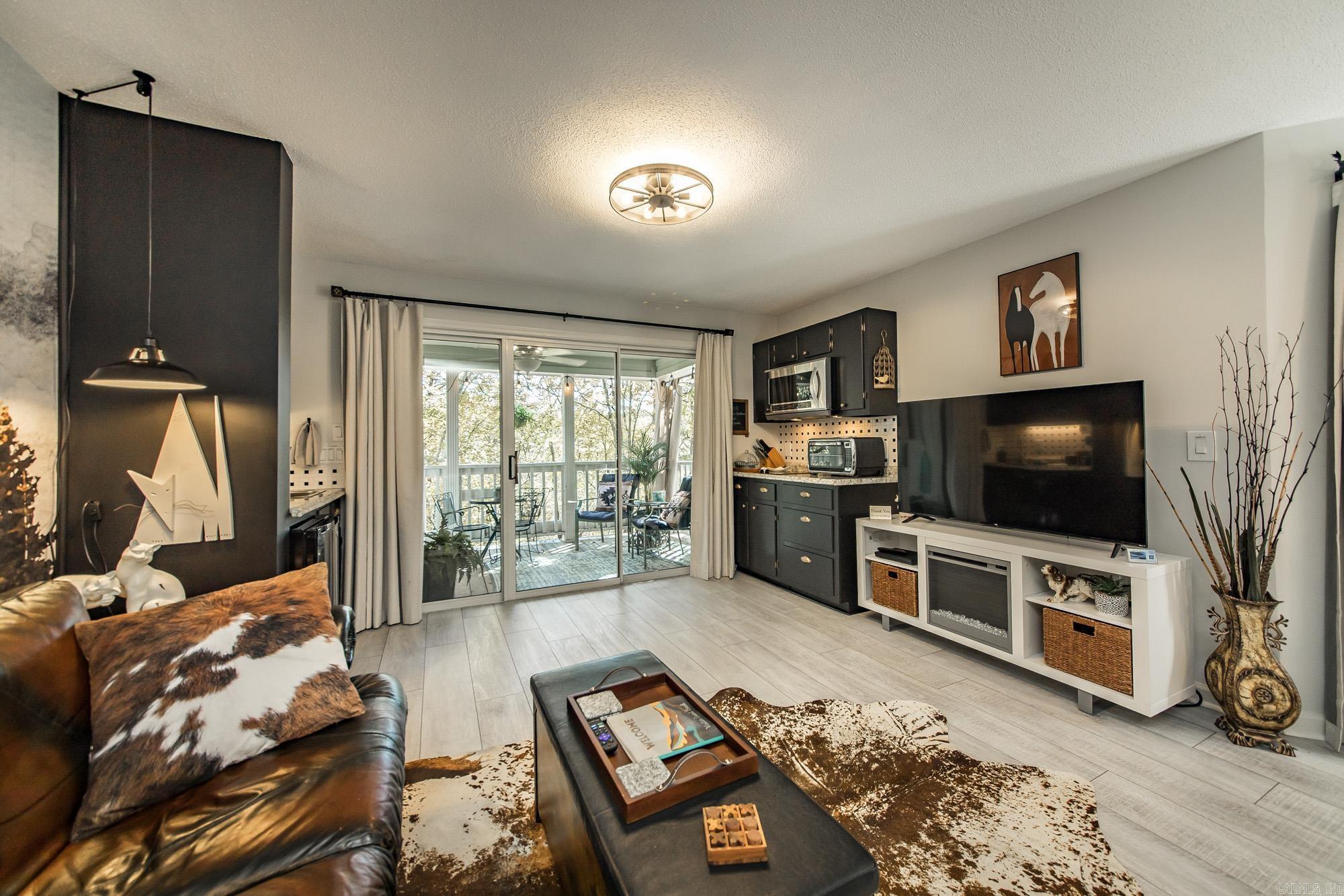 Summerhill Place Condos - Residential