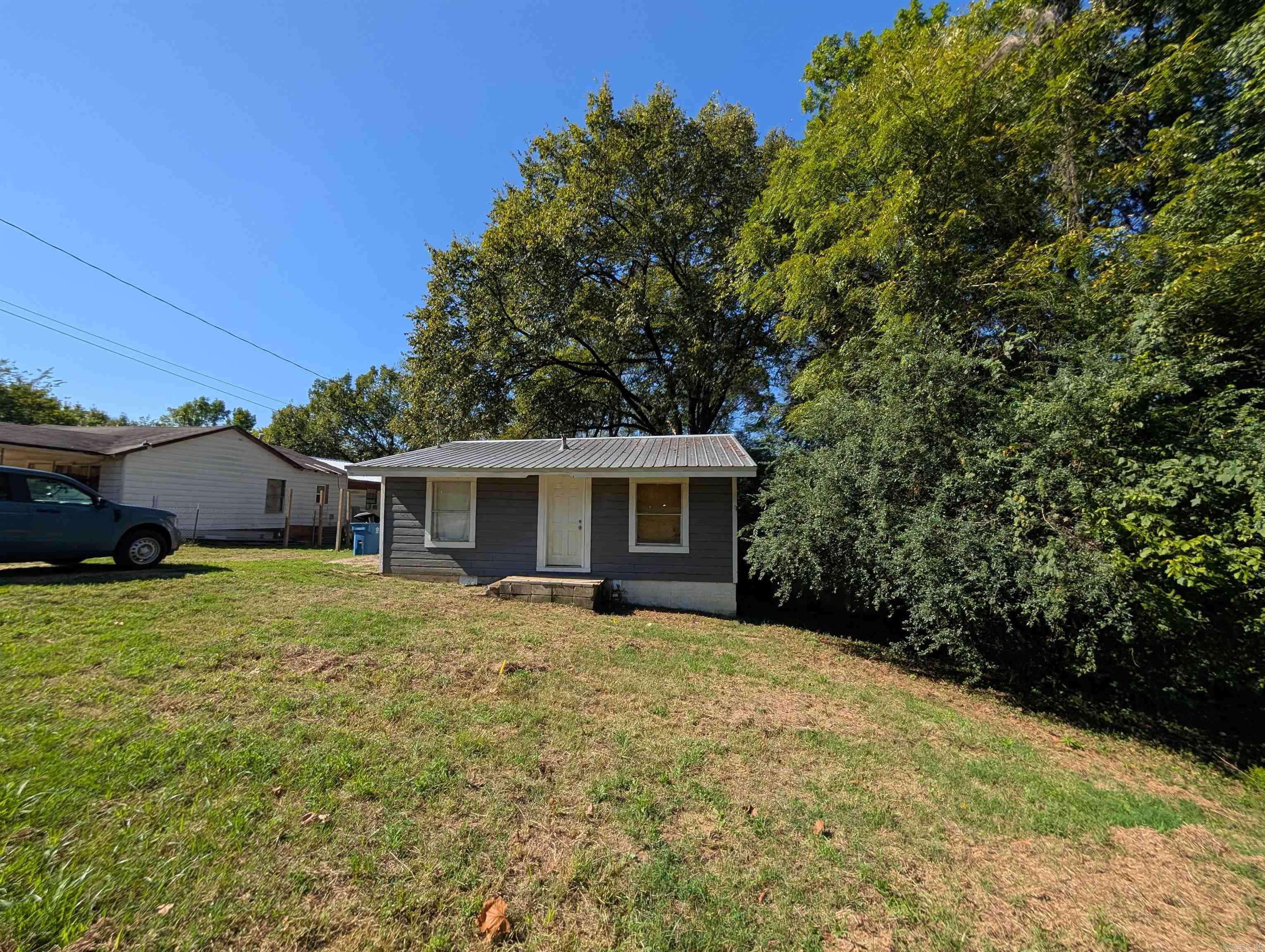 Jones - Residential