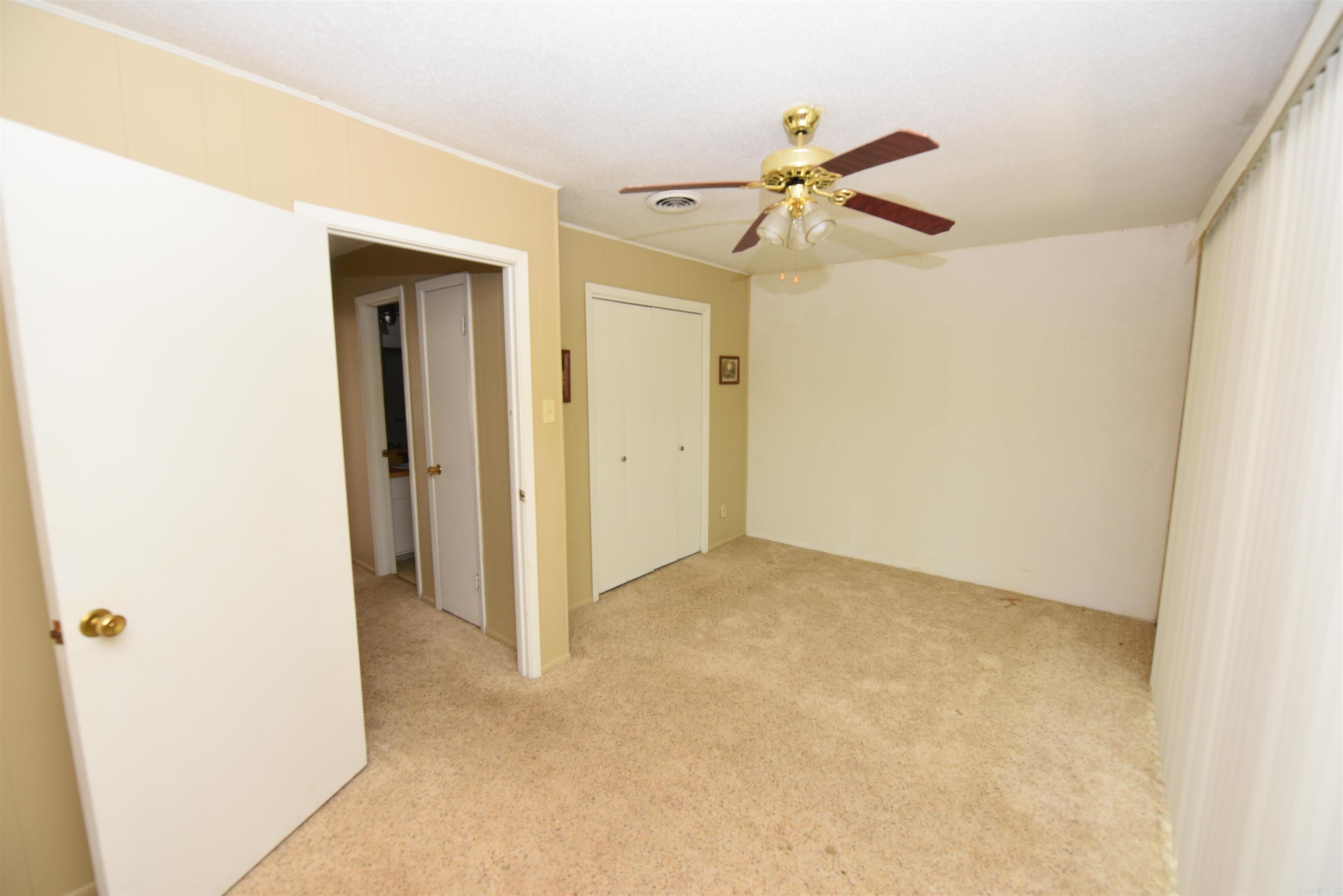 CHELSEA GLADE CONDO - Residential