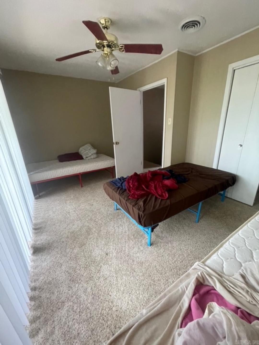 CHELSEA GLADE CONDO - Residential