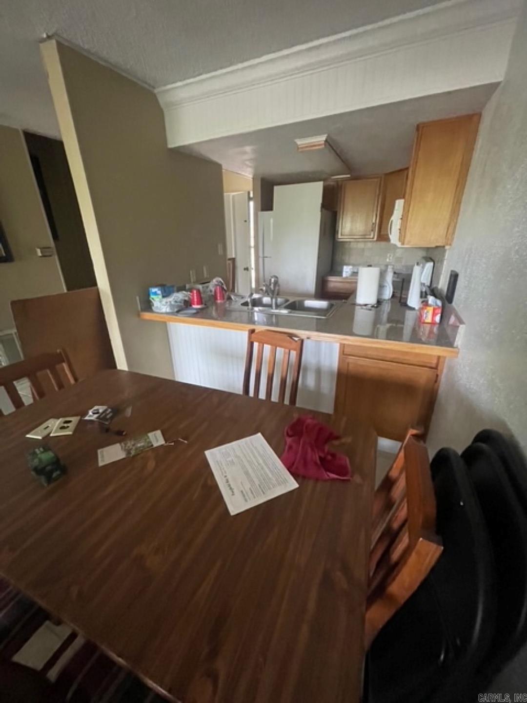 CHELSEA GLADE CONDO - Residential
