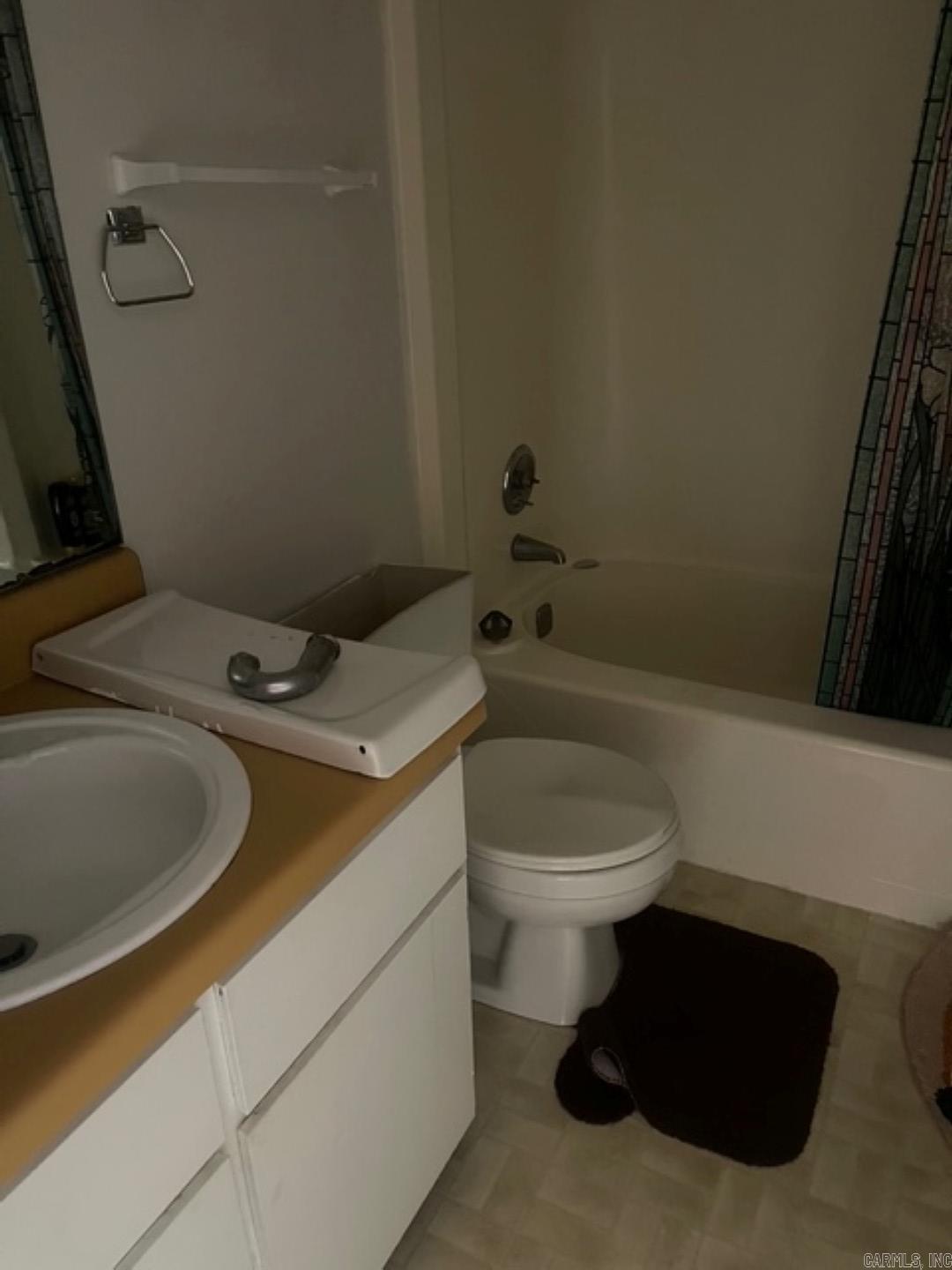 CHELSEA GLADE CONDO - Residential