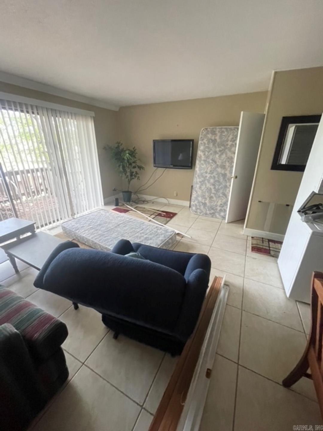 CHELSEA GLADE CONDO - Residential