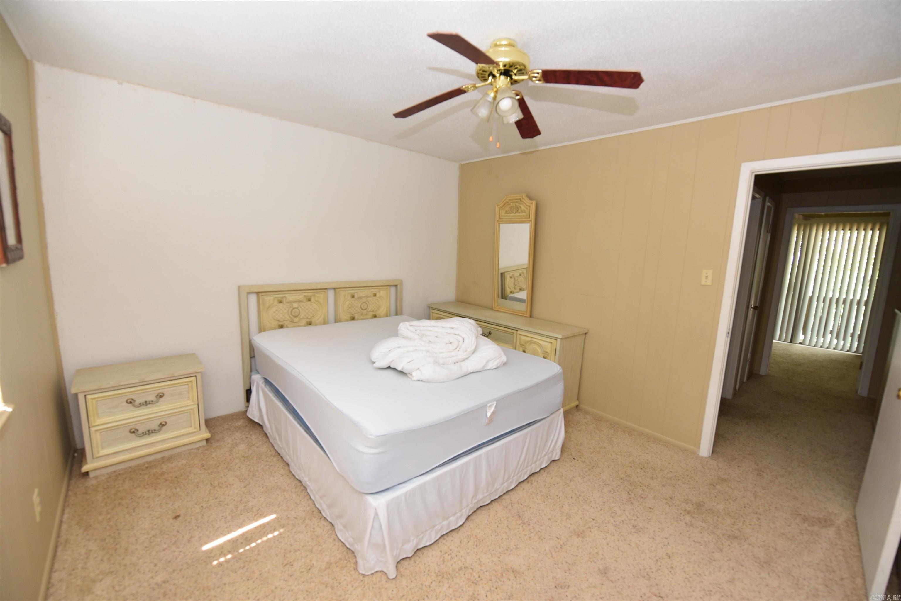 CHELSEA GLADE CONDO - Residential