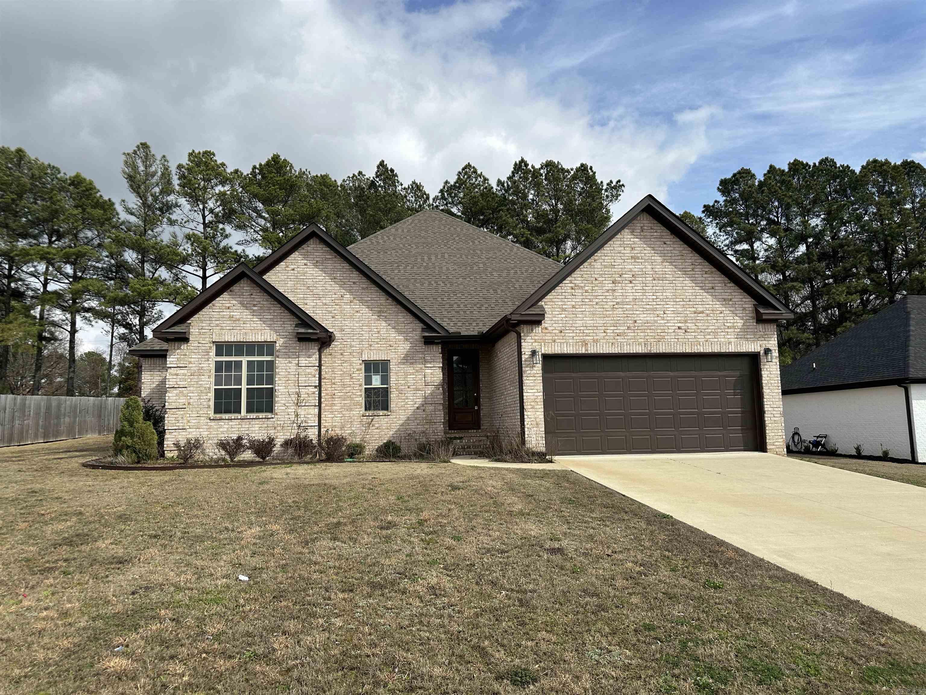 GATLIN CROSSING AT WHISPERING HI - Residential