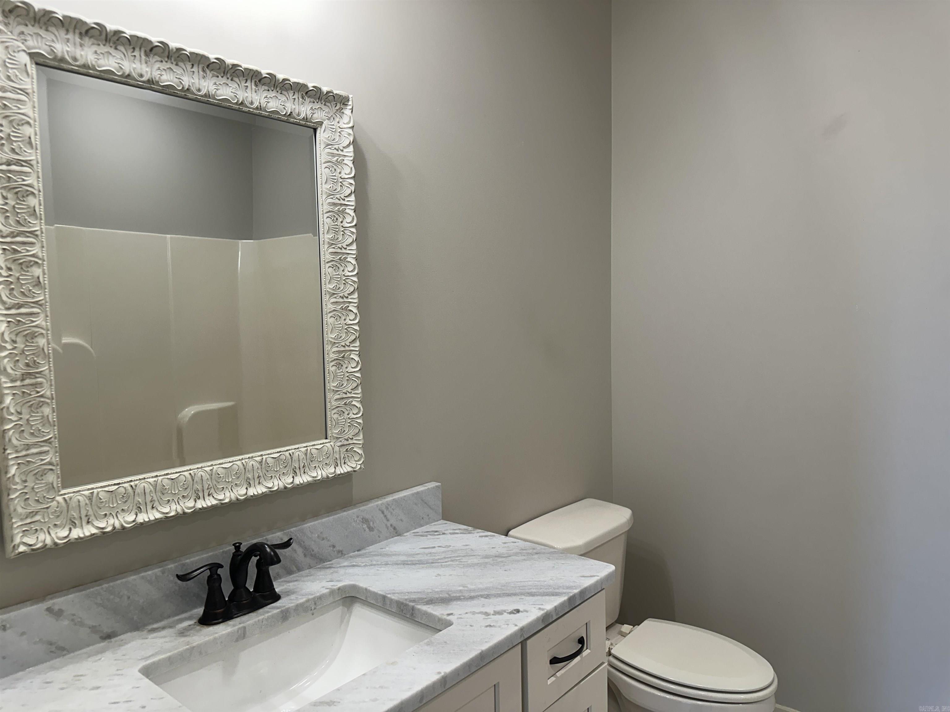 GATLIN CROSSING AT WHISPERING HI - Residential