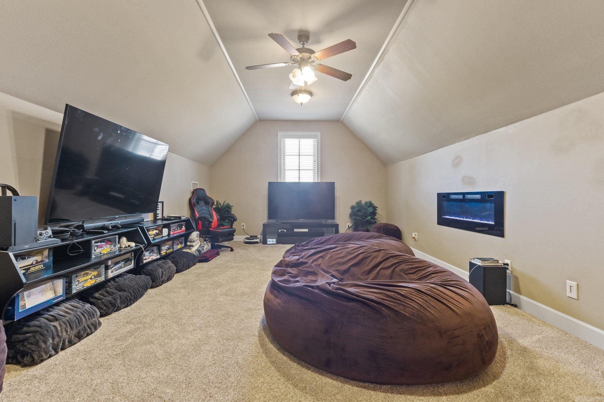 ANDRES PLACE - Residential