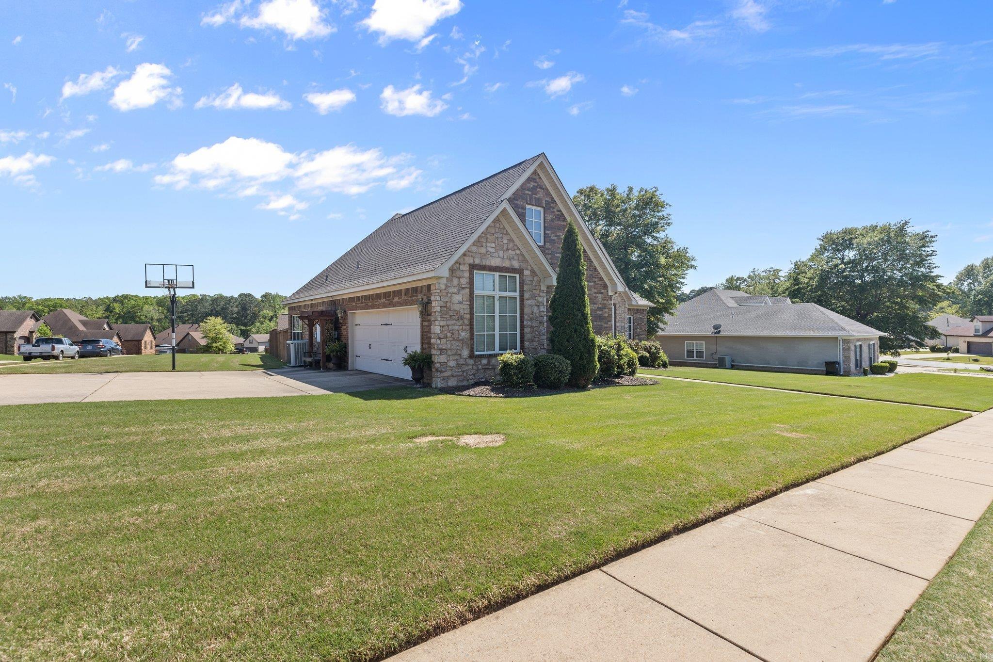 ANDRES PLACE - Residential