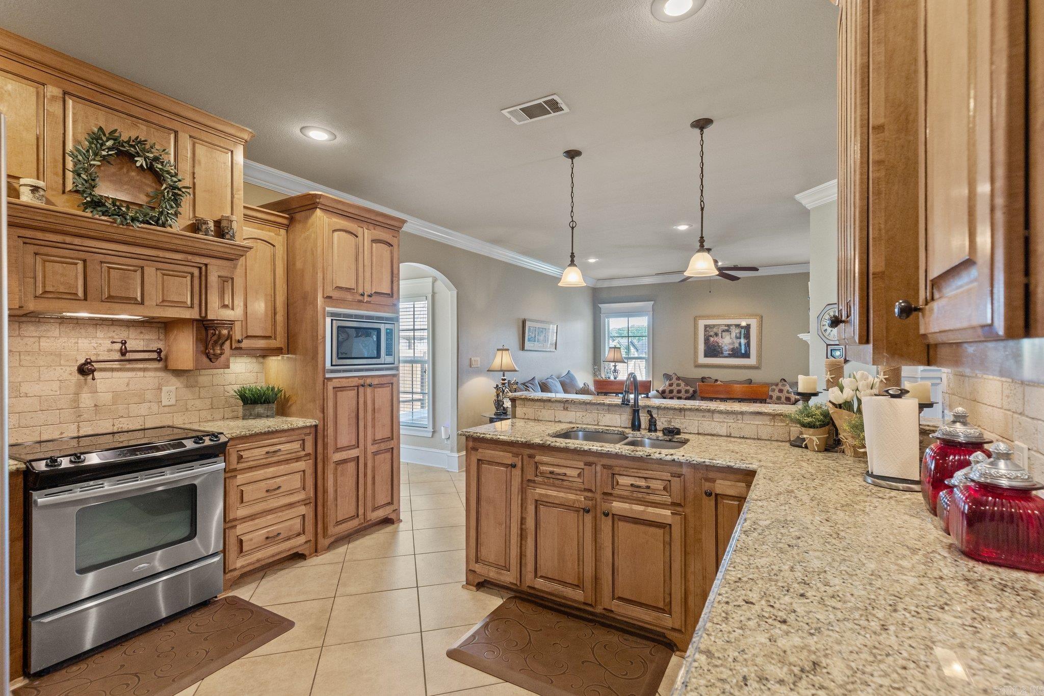 ANDRES PLACE - Residential