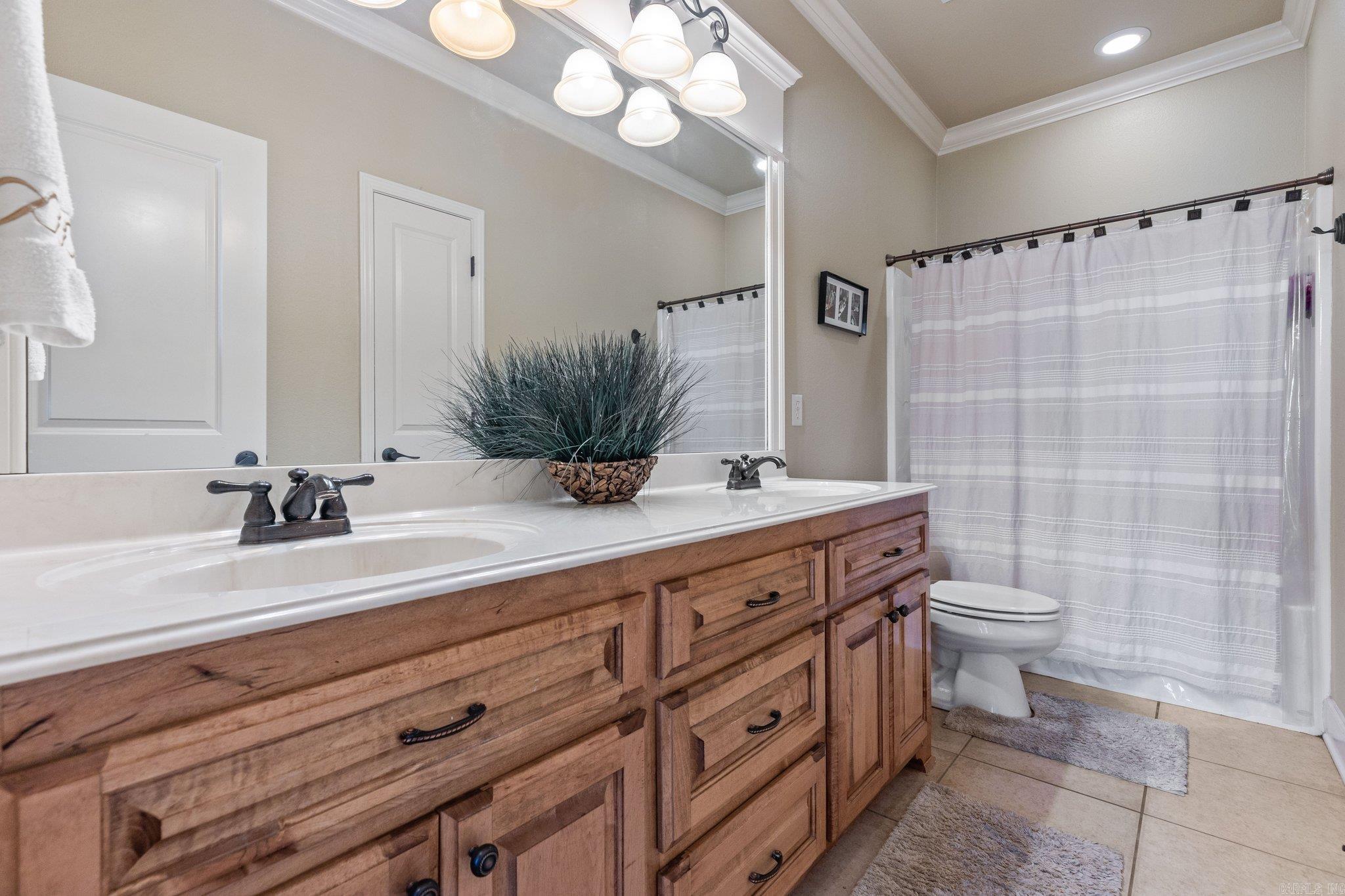 ANDRES PLACE - Residential