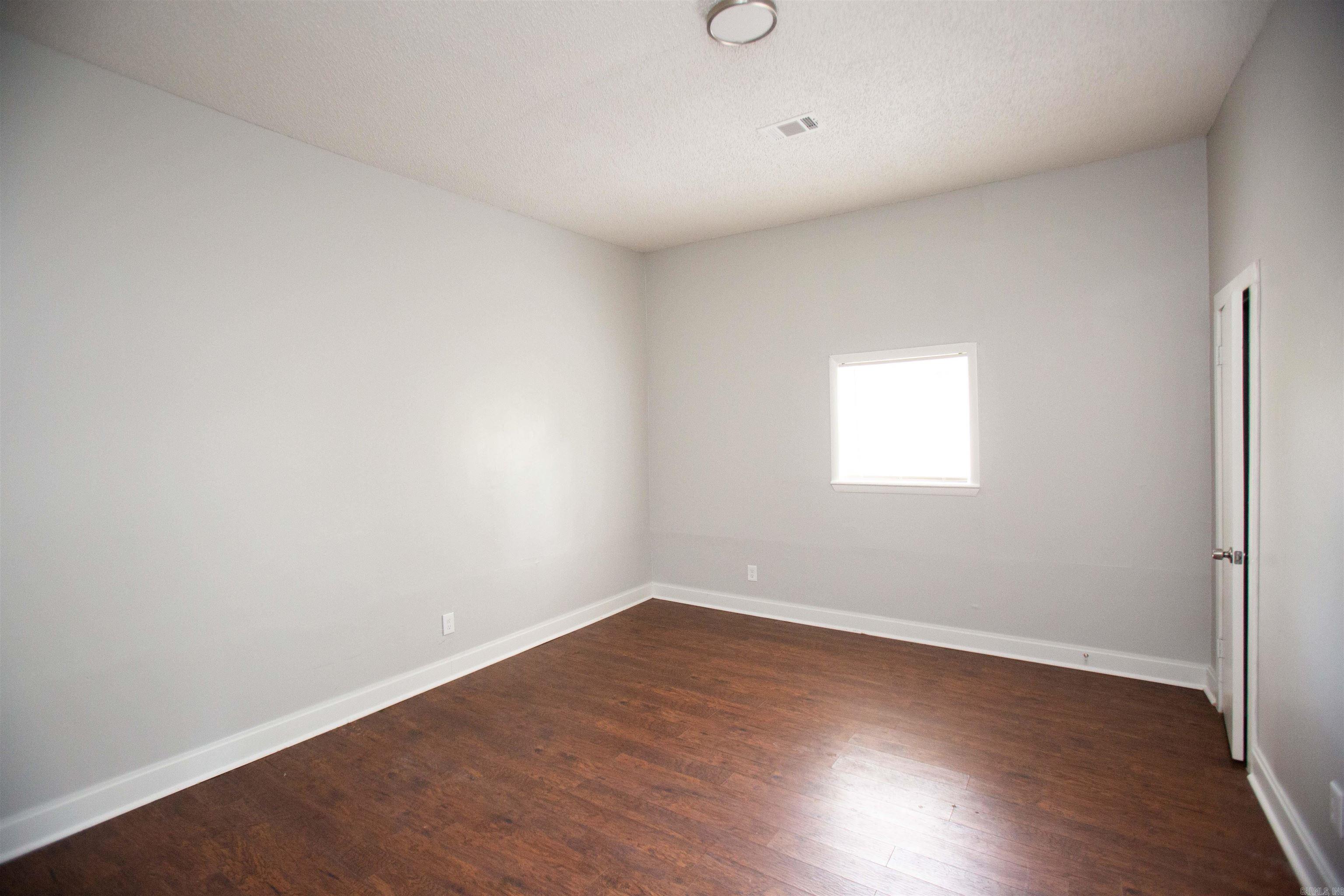 Weldon E Wrights - Residential Lease