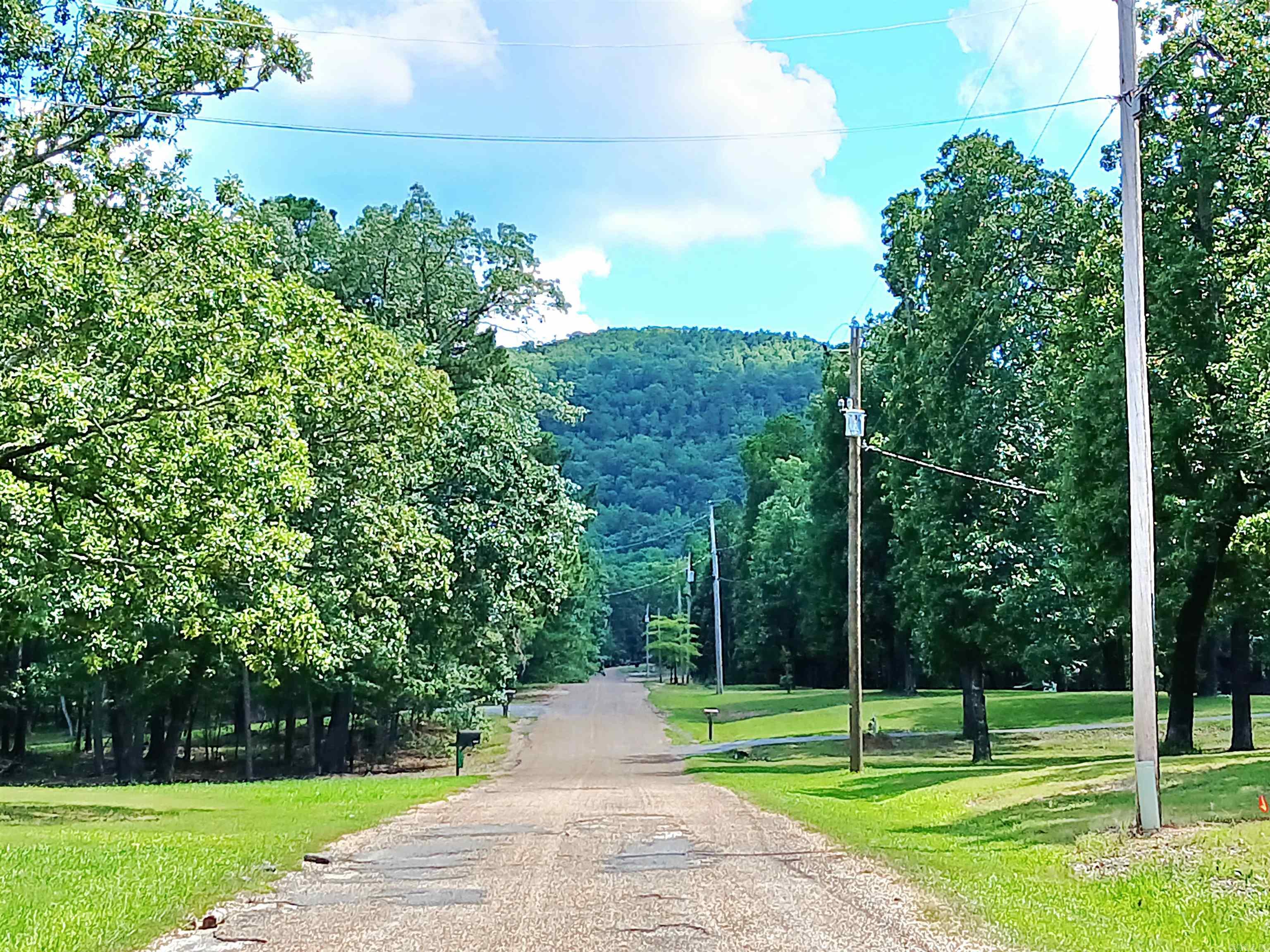 Lake Hamilton-Outside - Residential