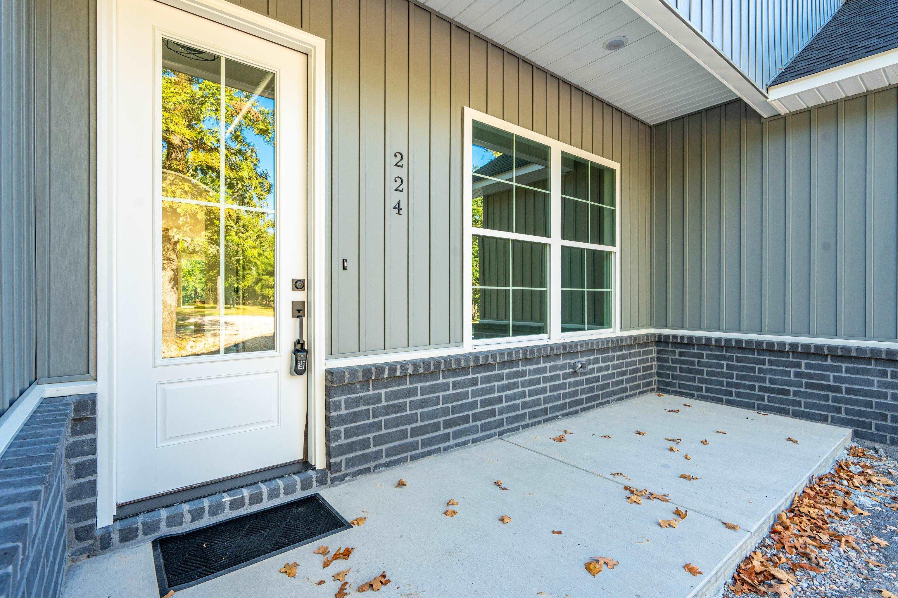 Lake Hamilton-Outside - Residential
