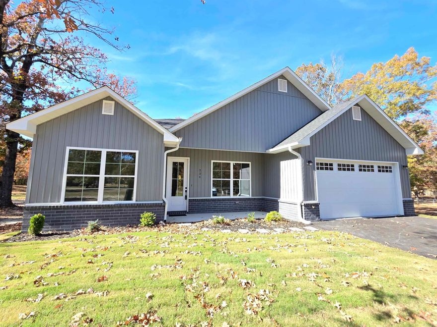 Huge Price Improvement: New construction home in one of the most desired areas in Hot Springs! This home has 9ft ceilings, stainless steel appliances, wood/gas fireplace, crown molding, an oversized garage, cabinet lighting, abundant closet space! Enjoy beautiful rustic views from large windows from practically every vantage point in this home. Gorgeous views from the master bedroom! The 2acre lot provides peaceful spacious setting! Located outside city limits but yet not far from amenities like dining, lake fun, shopping and more!  No corners cut in the design and construction of this beautiful home. This is the home you have been waiting for! Contact me for an extended list of all of this home's features!