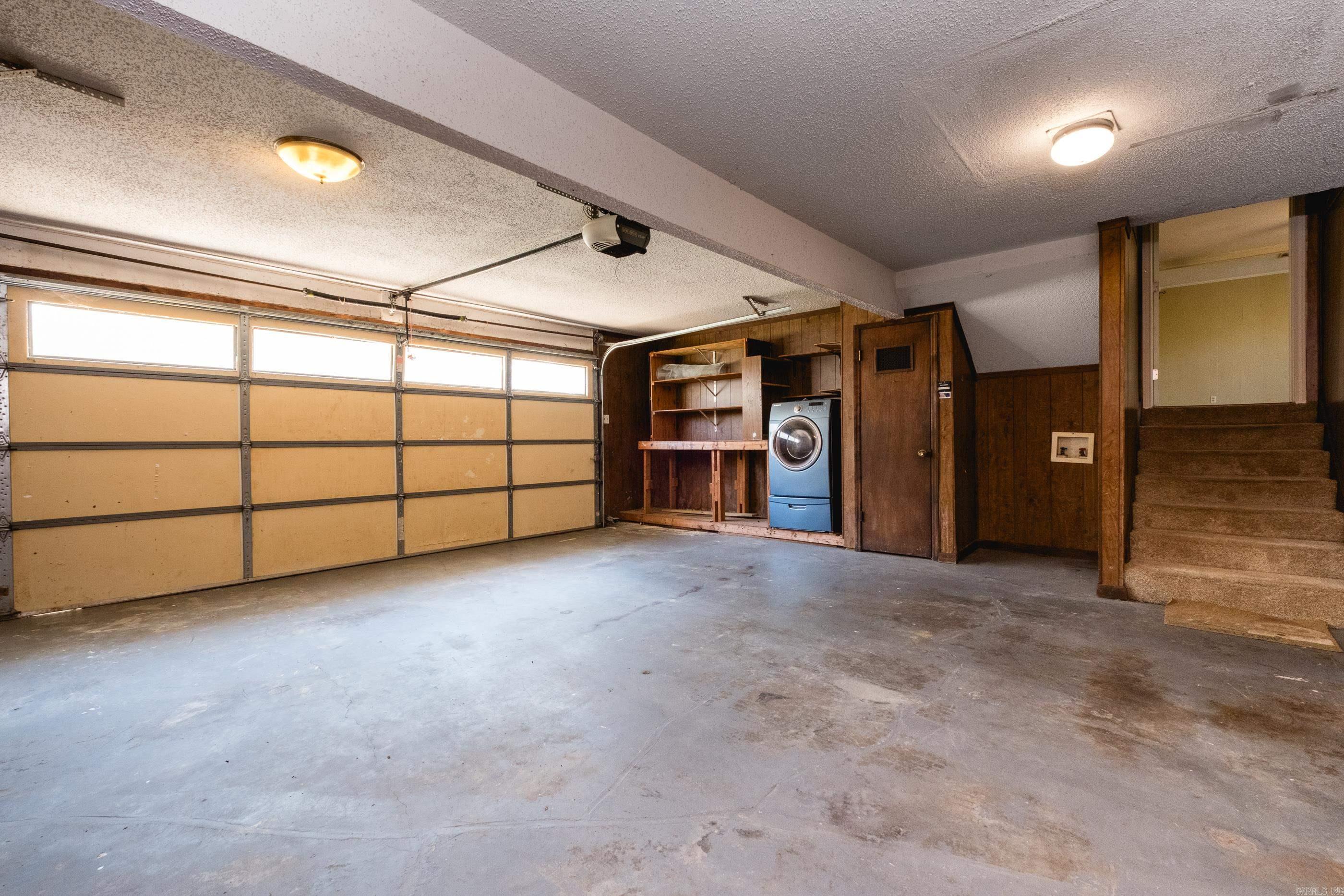 MARLOWE MANOR - Residential