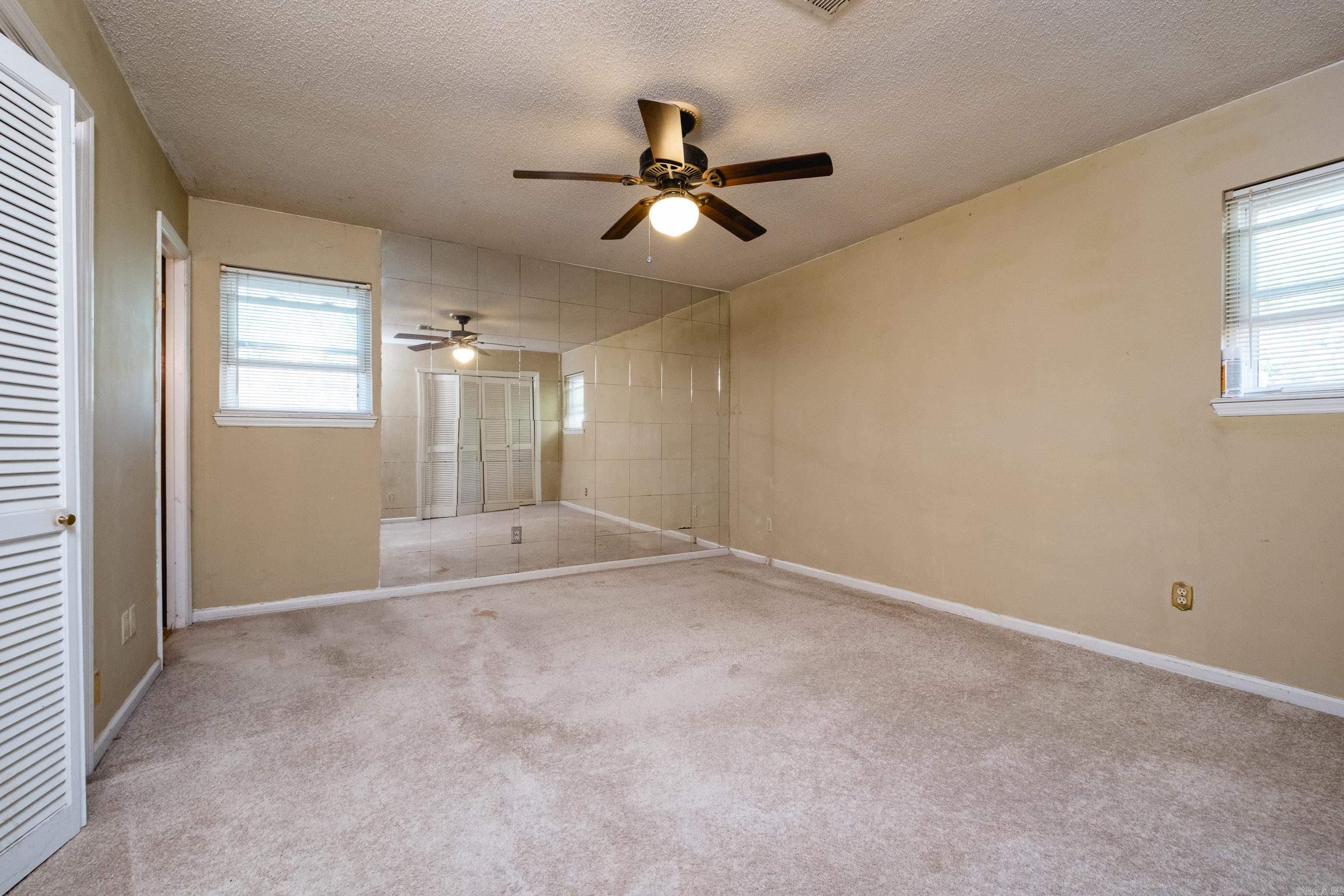 MARLOWE MANOR - Residential