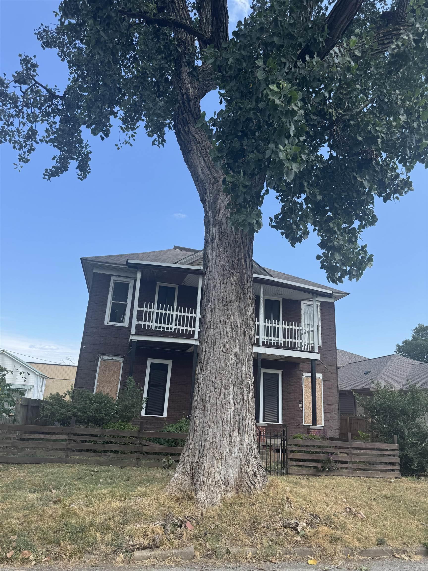 BARTONS ADDN - Residential