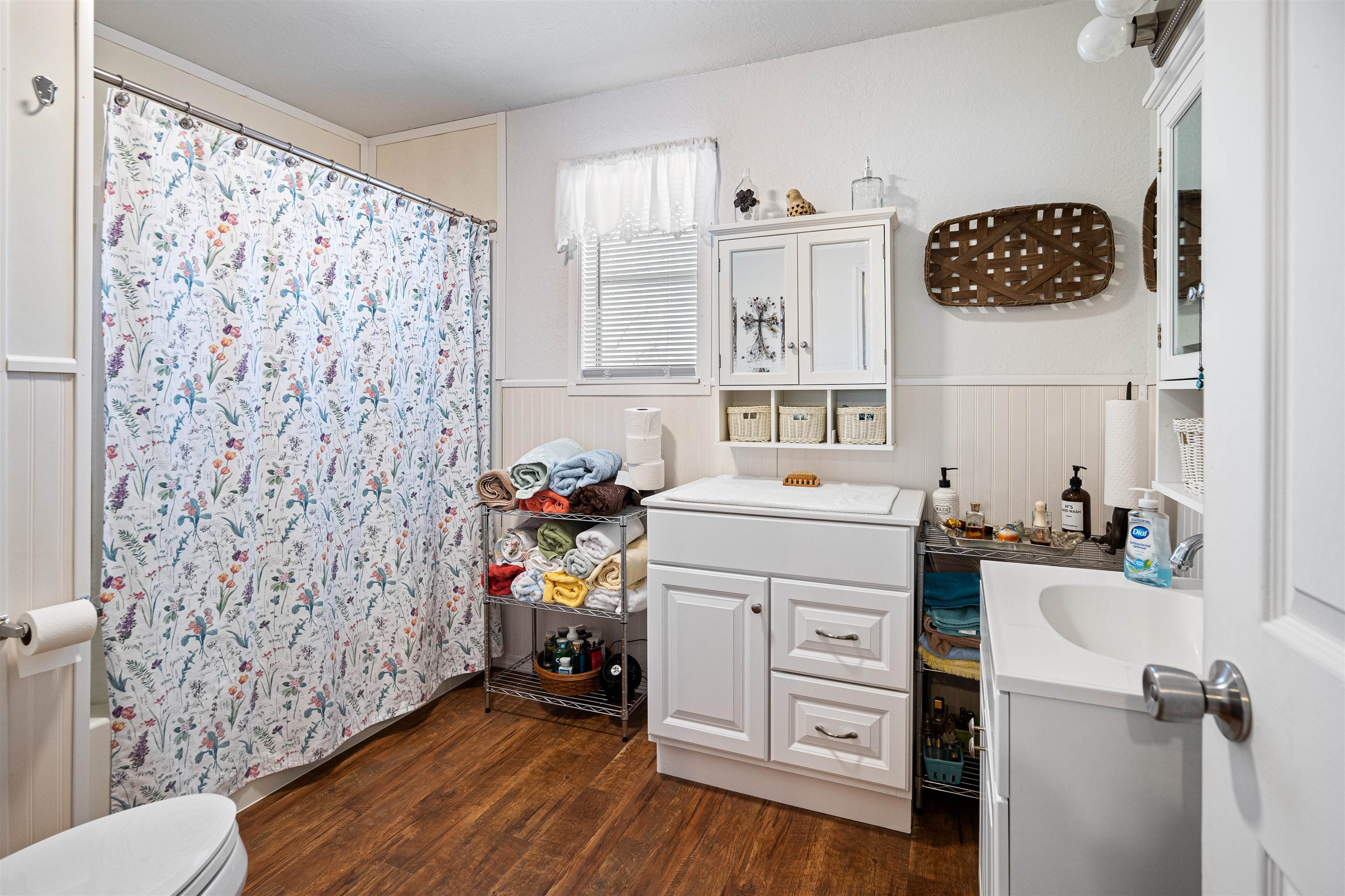 White Horse Mountain - Residential