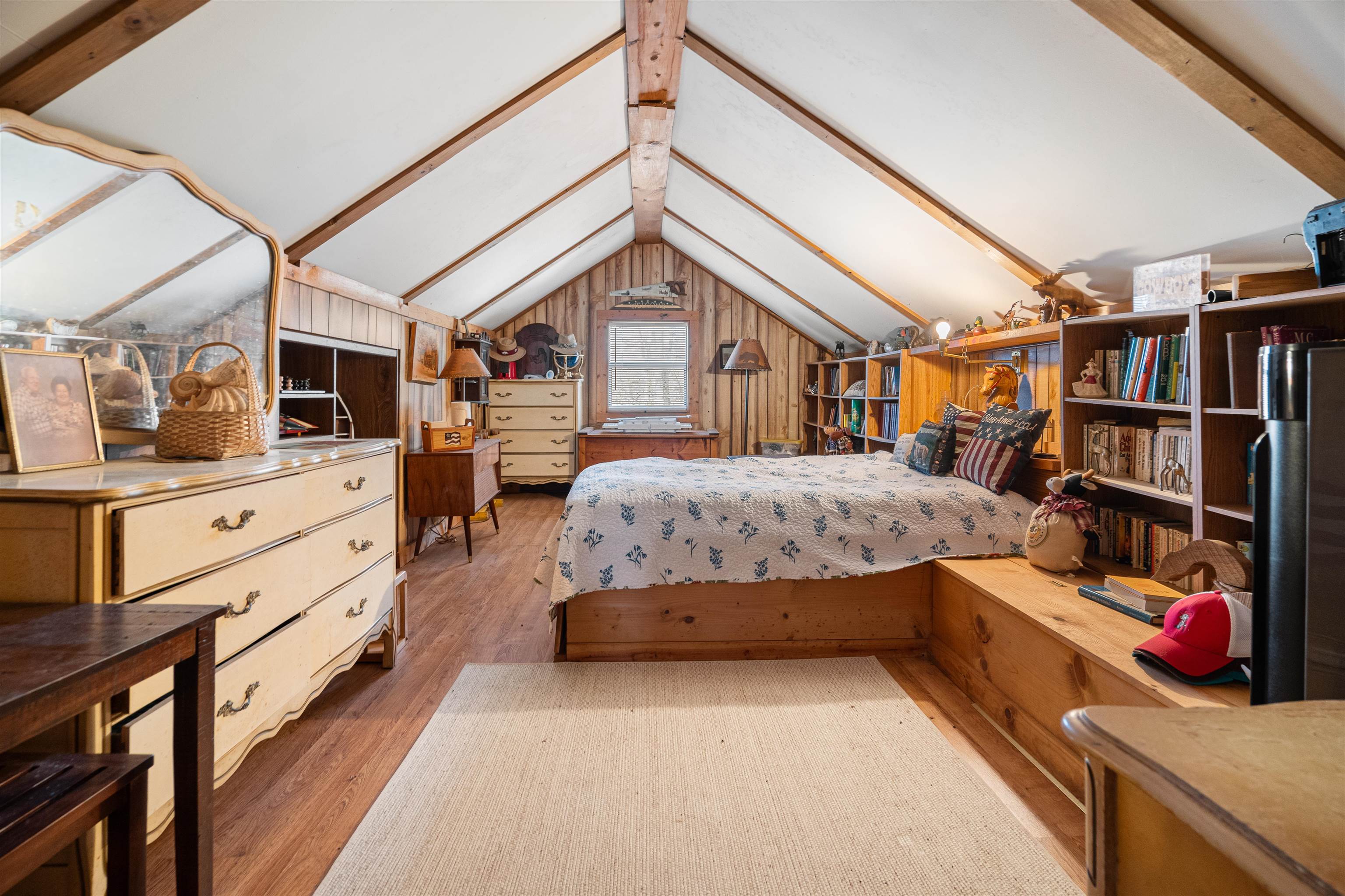 White Horse Mountain - Residential