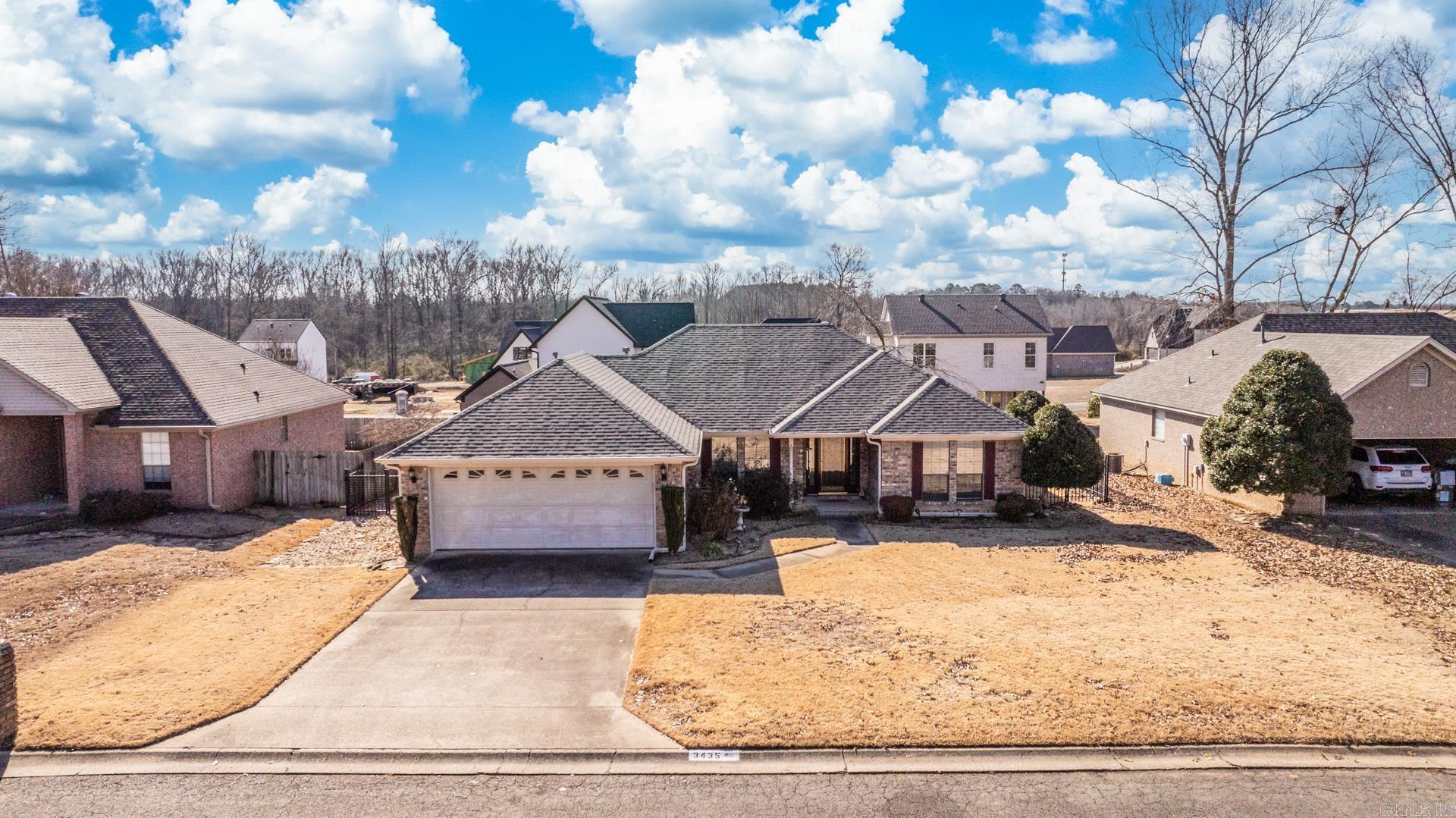 CUTTER RIDGE - Residential