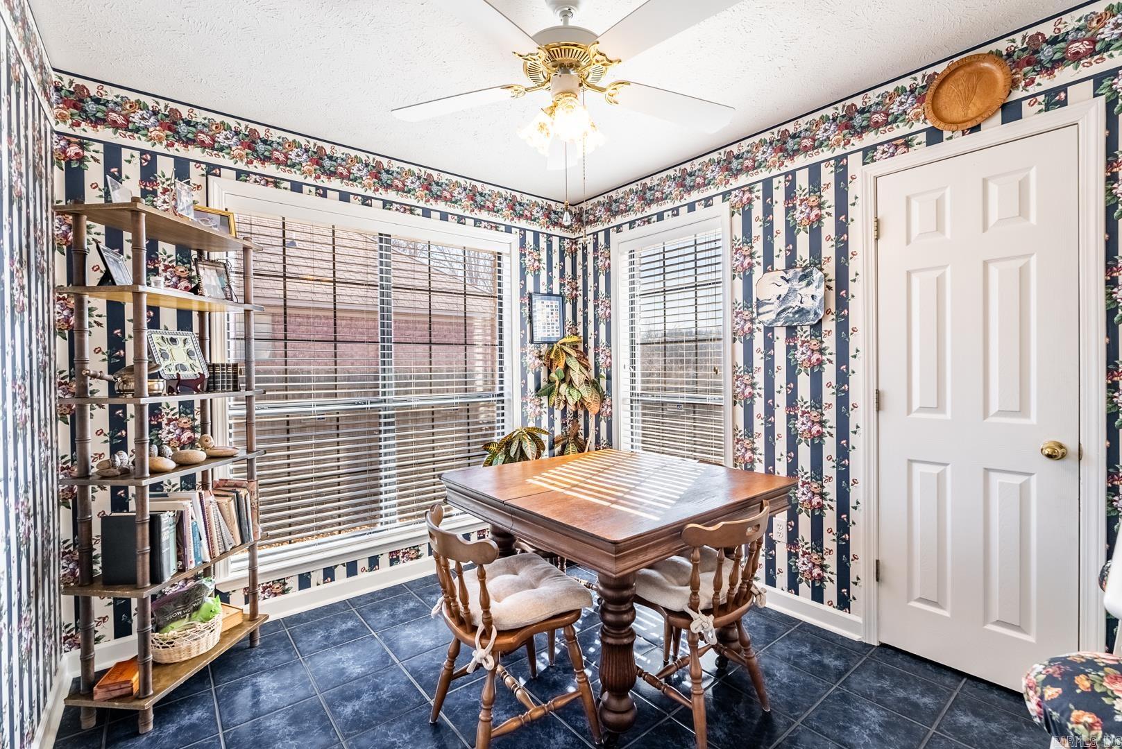 CUTTER RIDGE - Residential