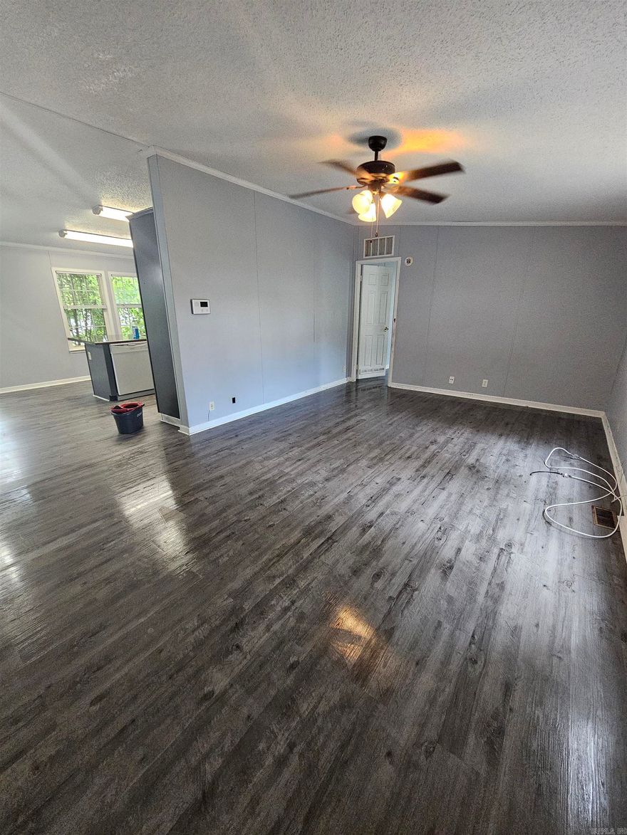 Looking for a home to rent in the Conway area? Come take at look at 3345 Confederate This 4 bed 2 bath home with 2 living rooms is available to rent. Call today to set up your private tour