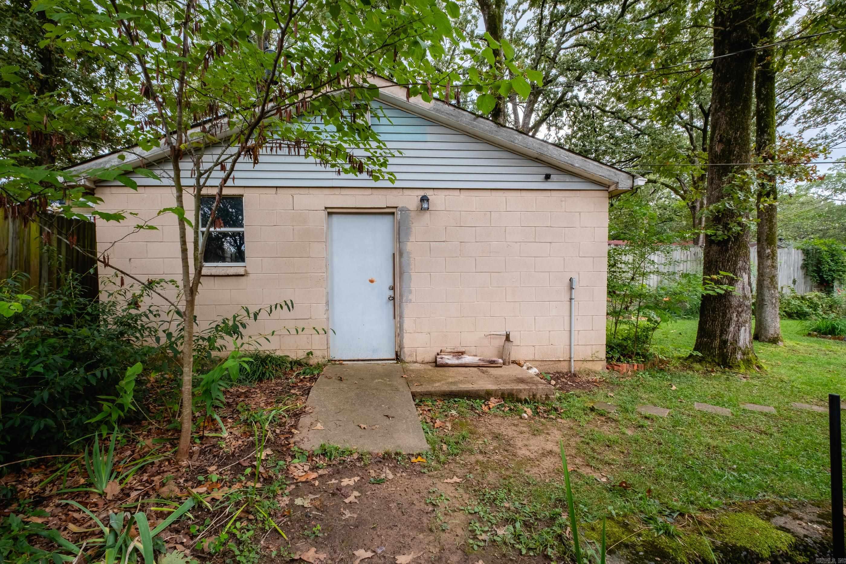 CHERRY & COX - Residential