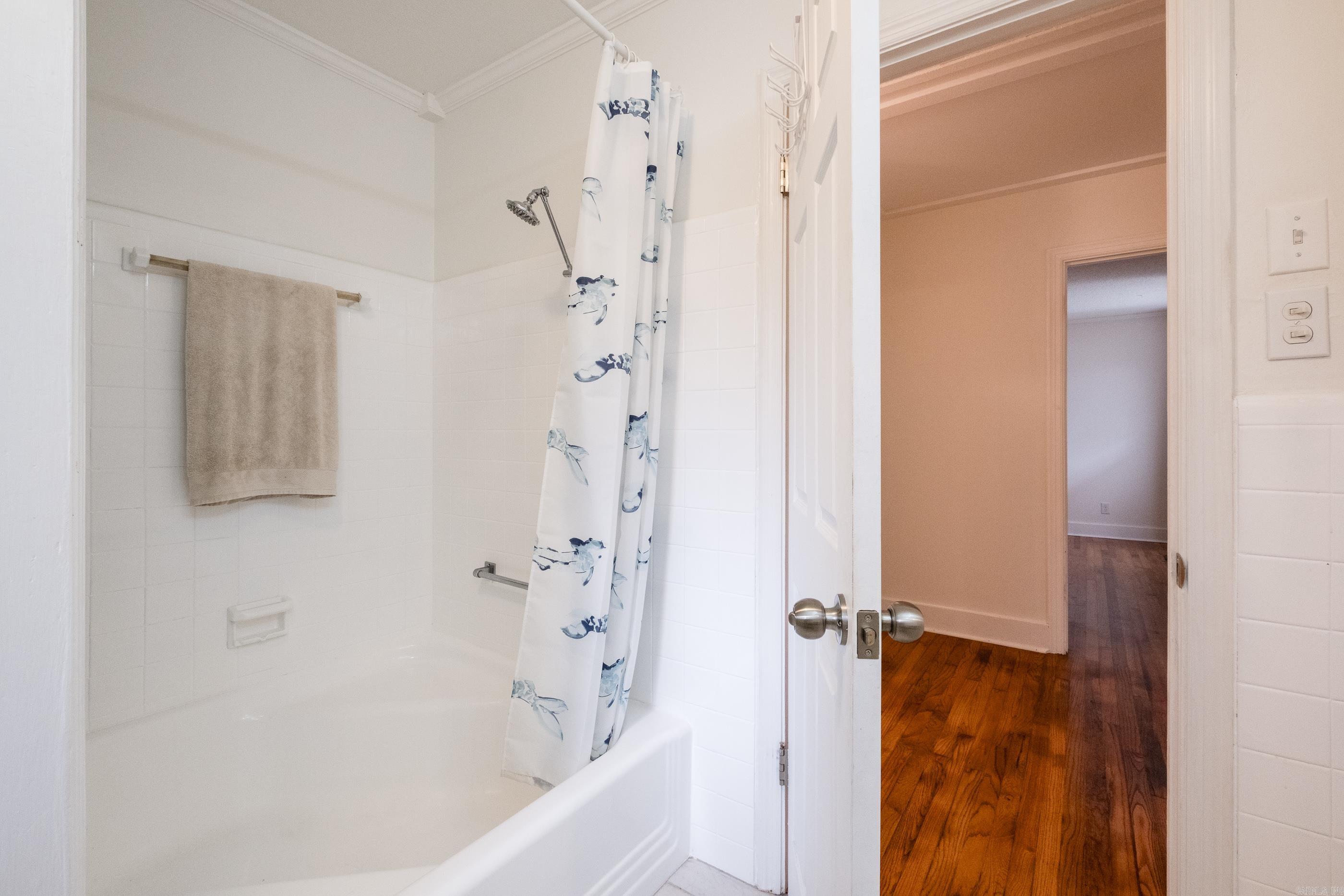 CHERRY & COX - Residential