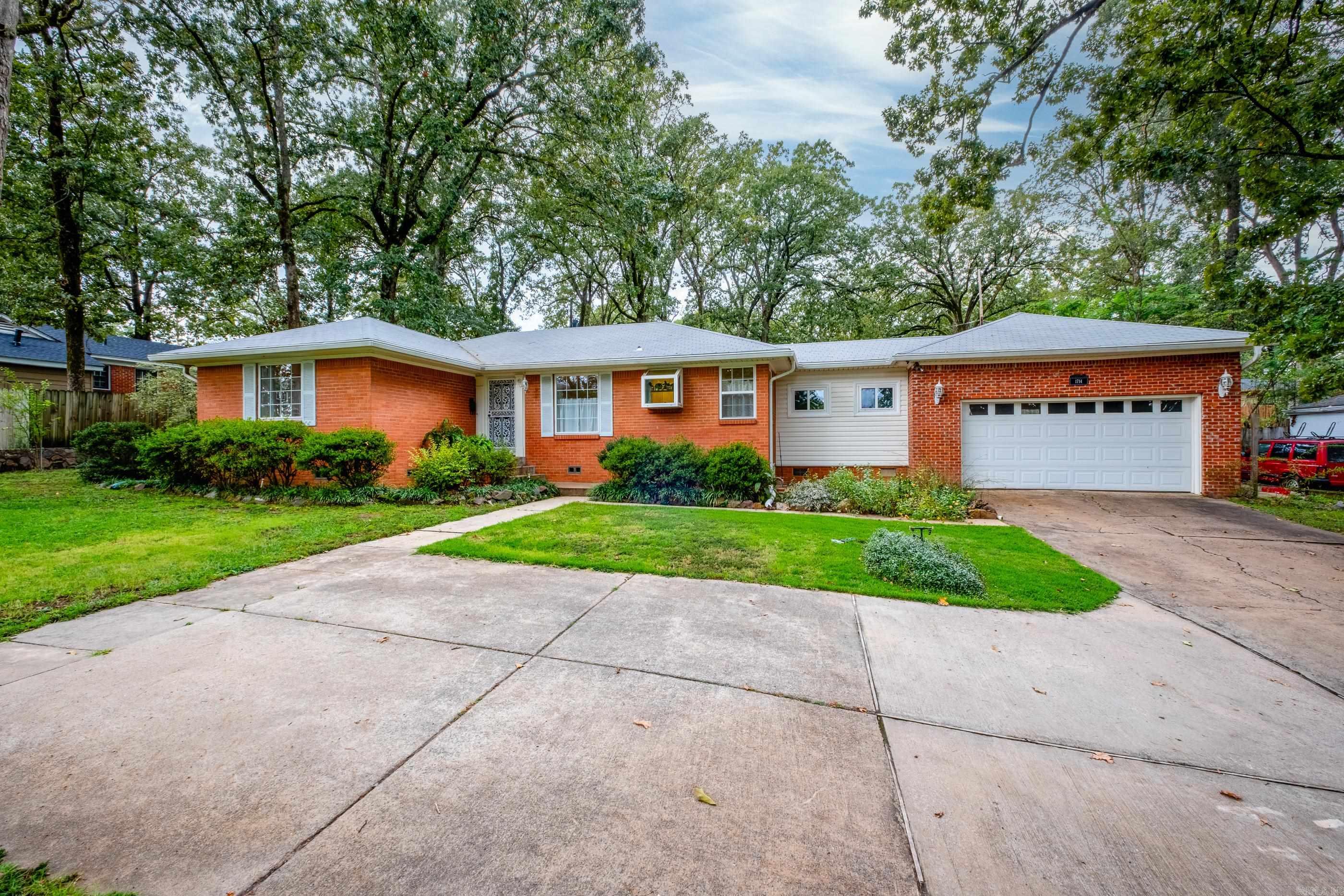 CHERRY & COX - Residential