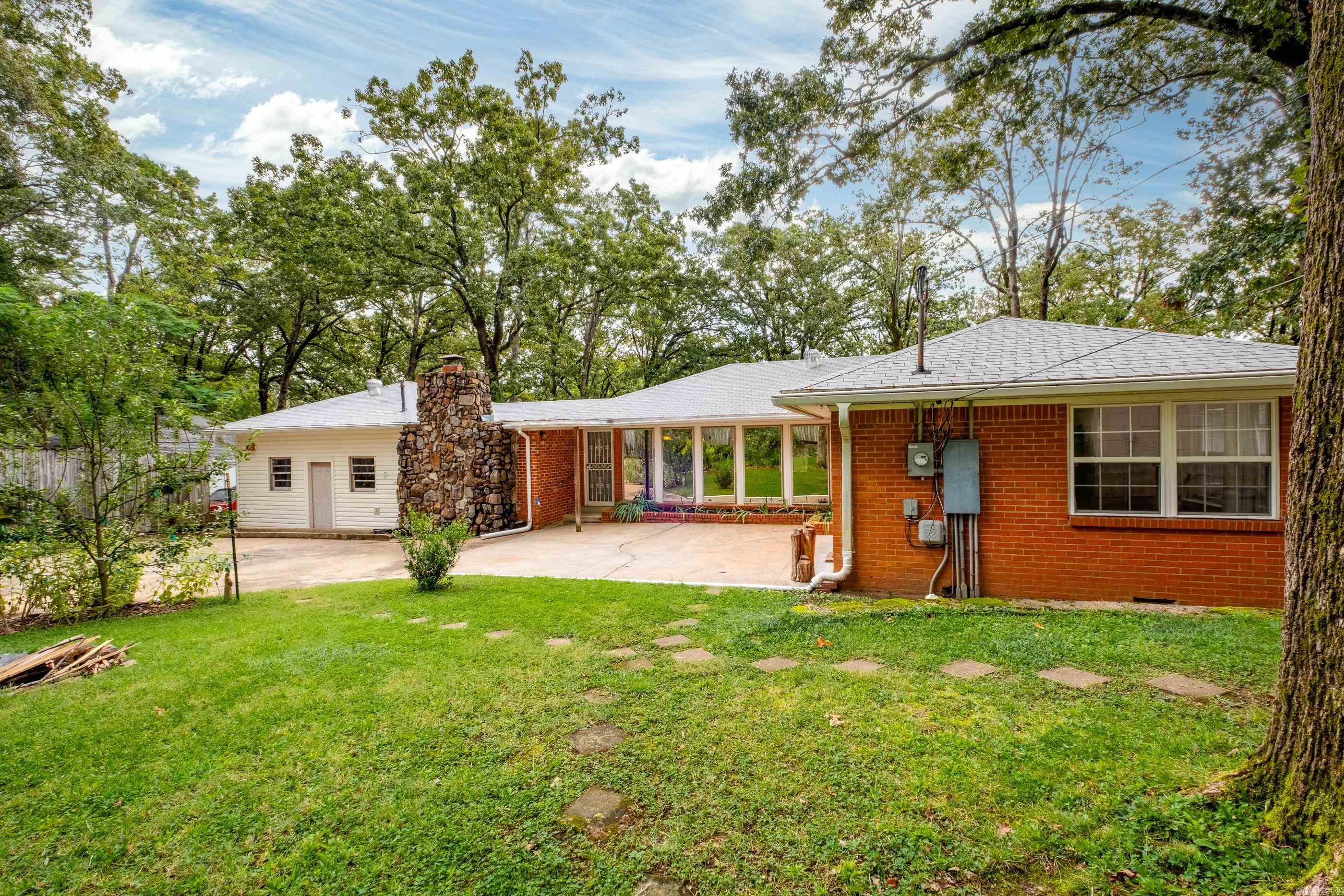 CHERRY & COX - Residential