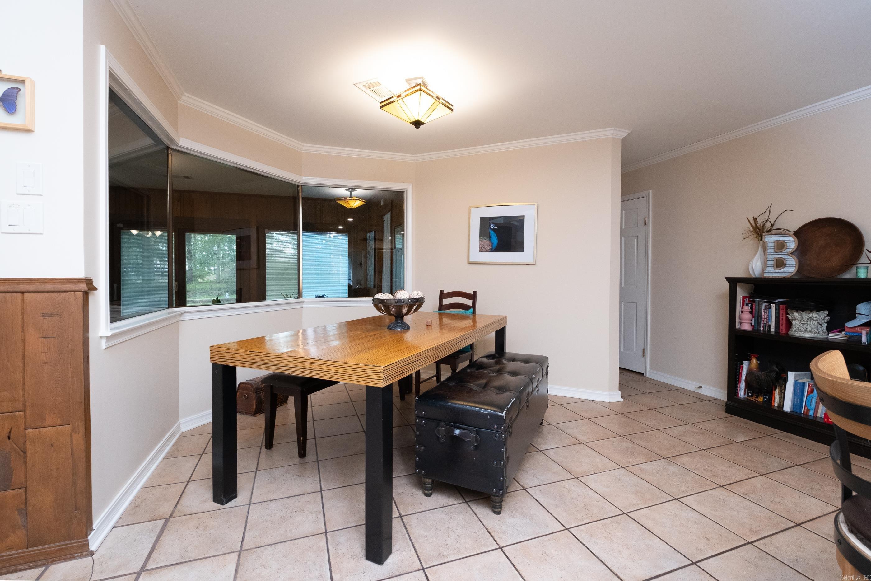 MAUMELLE CLUB MANOR TO CRYSTAL - Residential