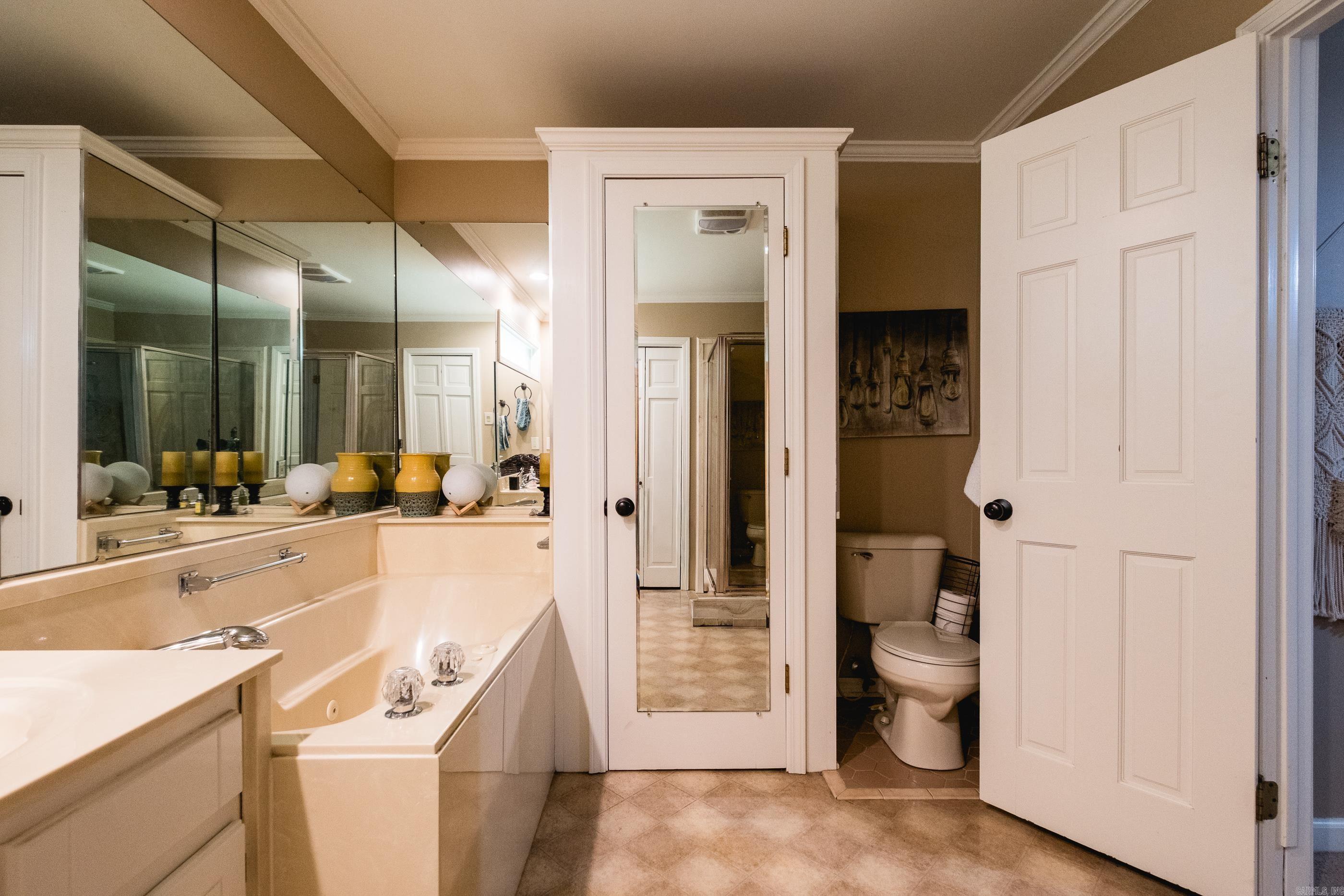 MAUMELLE CLUB MANOR TO CRYSTAL - Residential