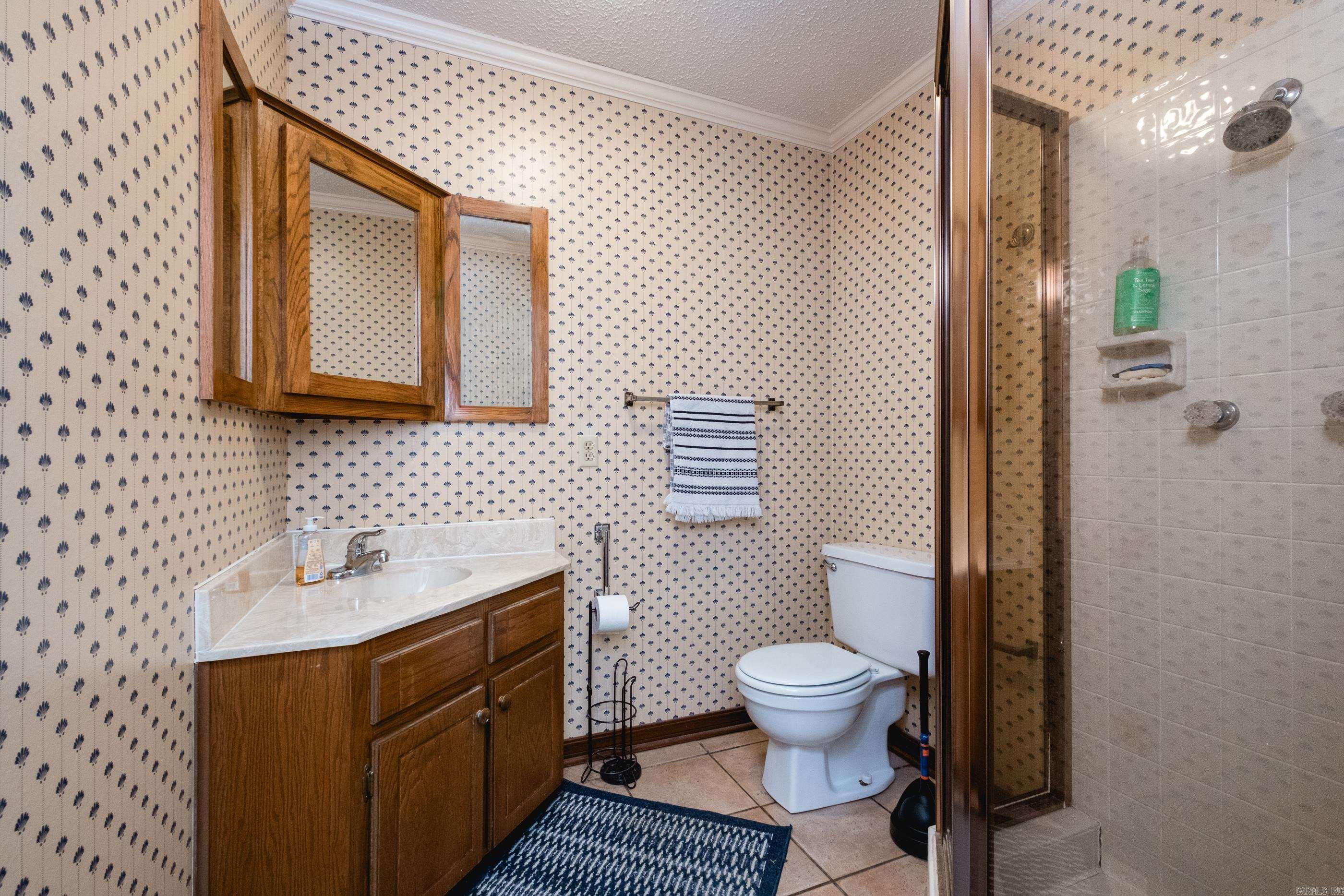 MAUMELLE CLUB MANOR TO CRYSTAL - Residential