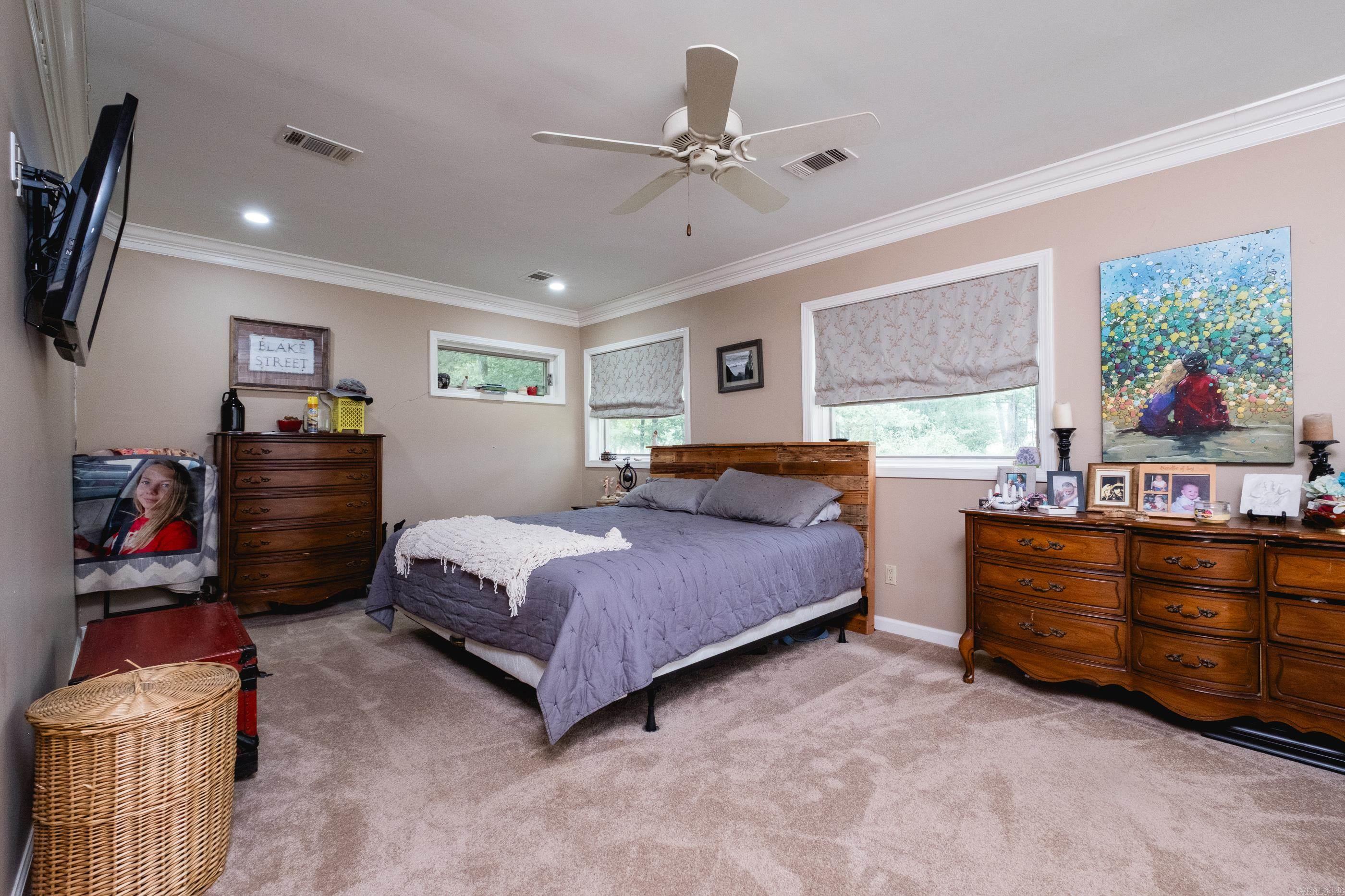 MAUMELLE CLUB MANOR TO CRYSTAL - Residential