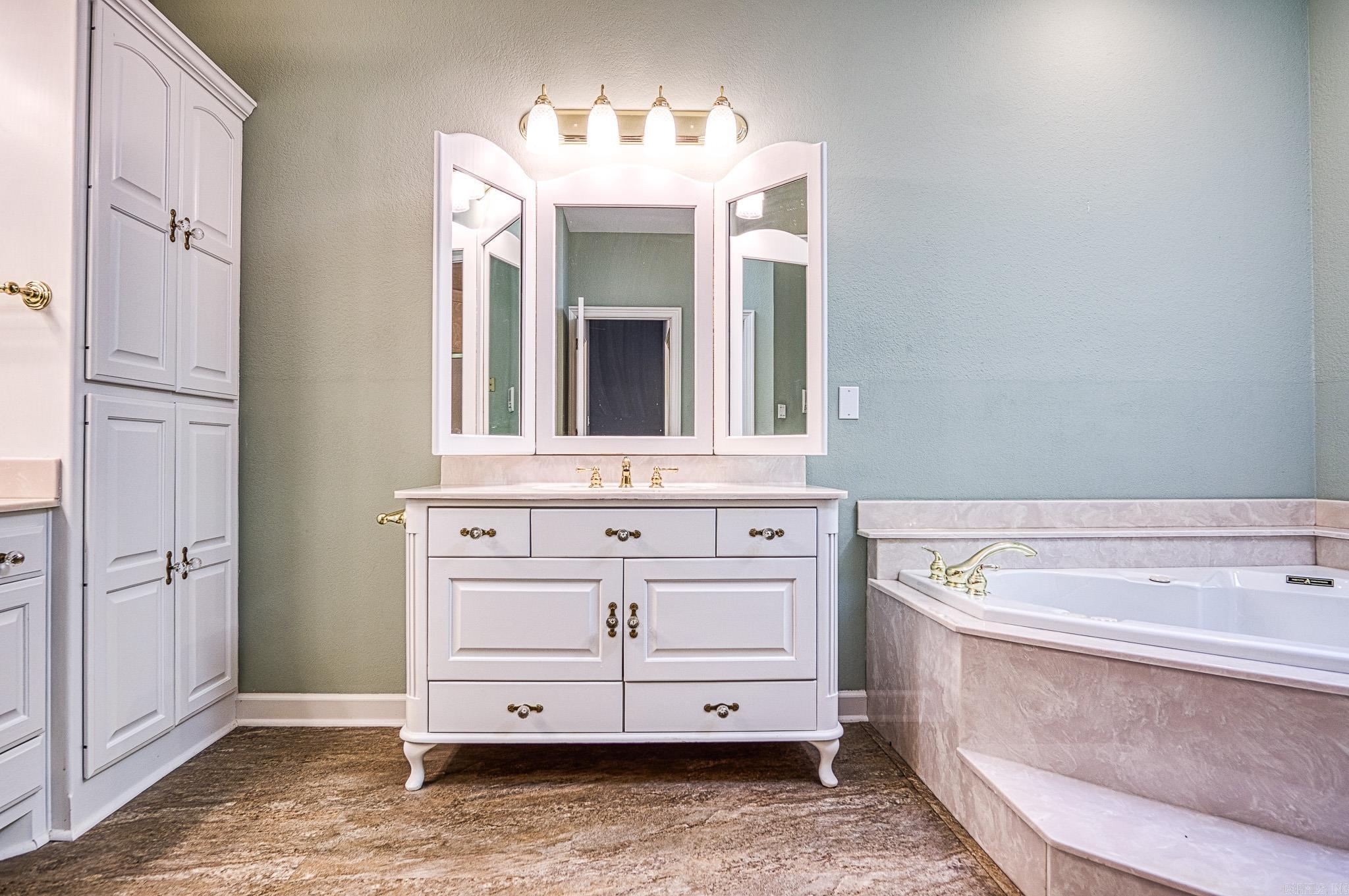 SACEDON - Residential