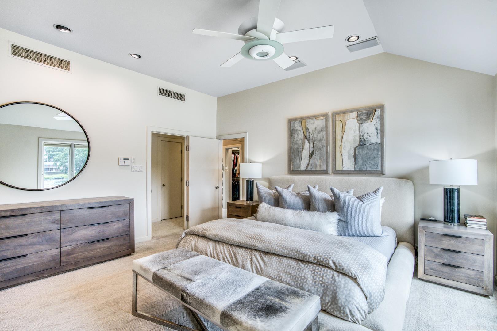 LAKEWOOD - Residential