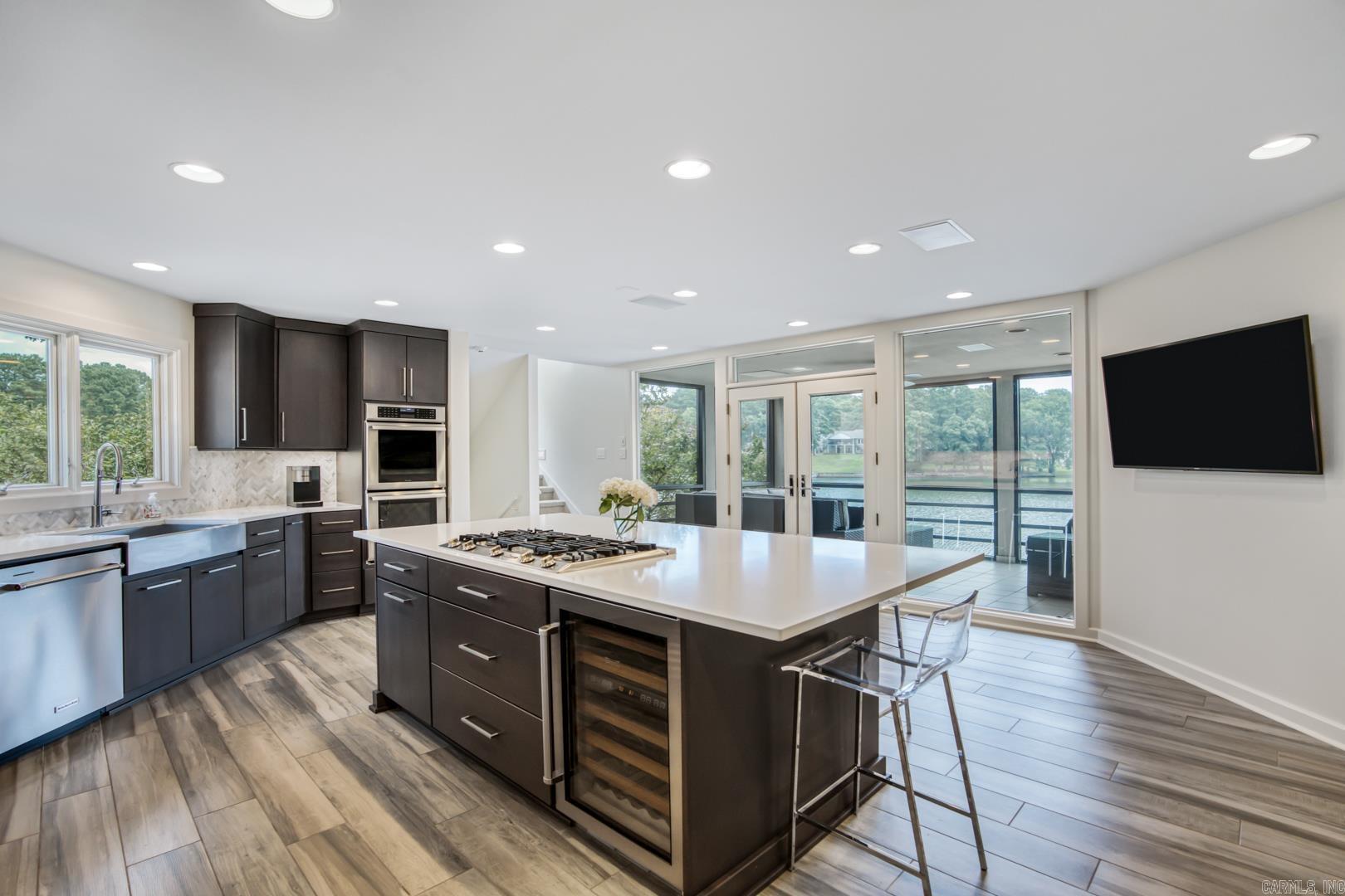 LAKEWOOD - Residential