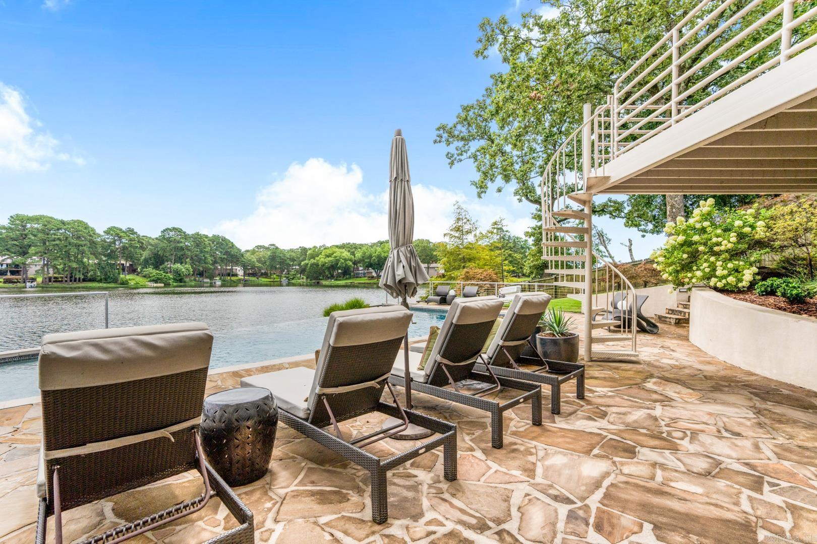 LAKEWOOD - Residential