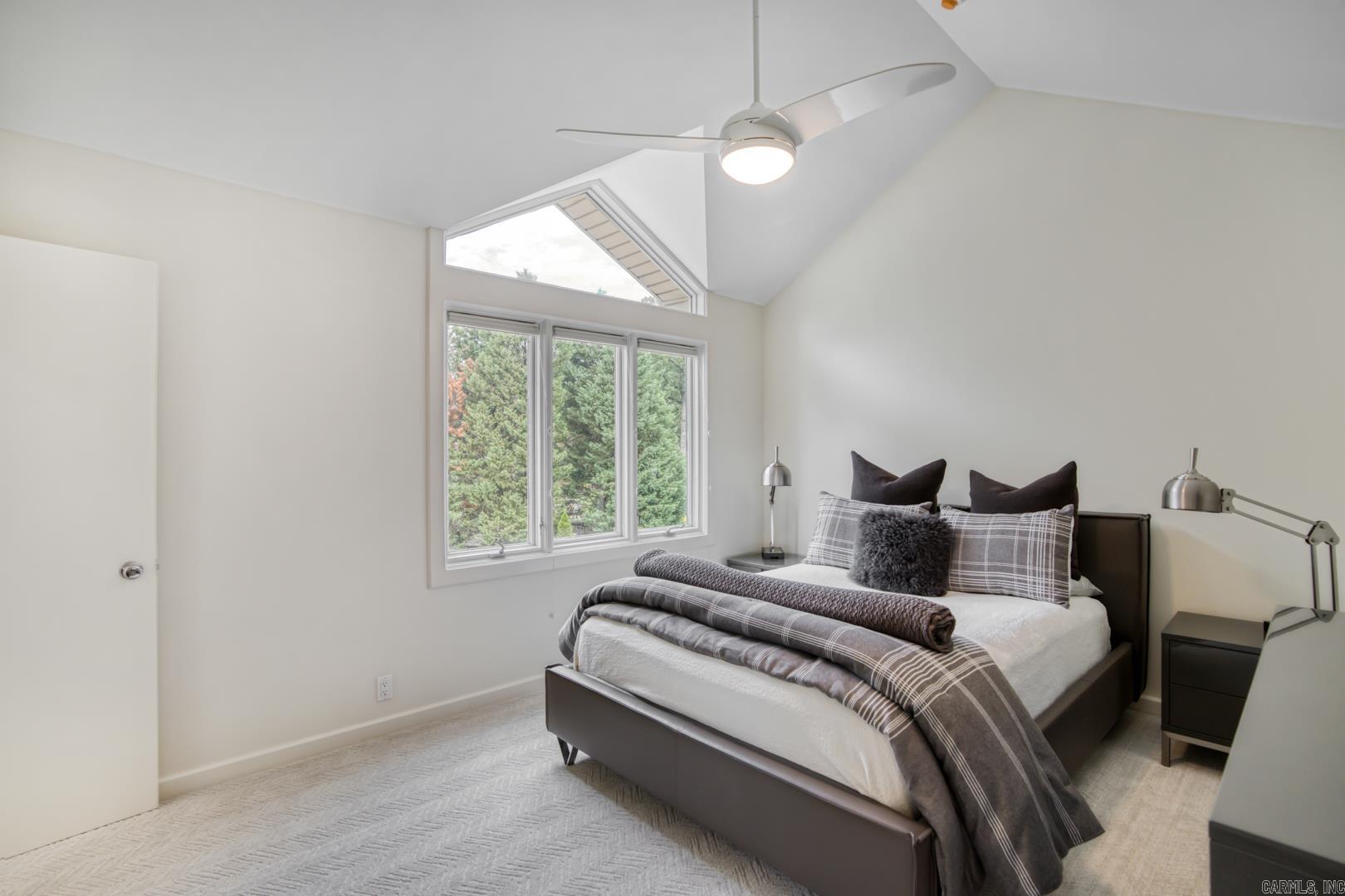 LAKEWOOD - Residential