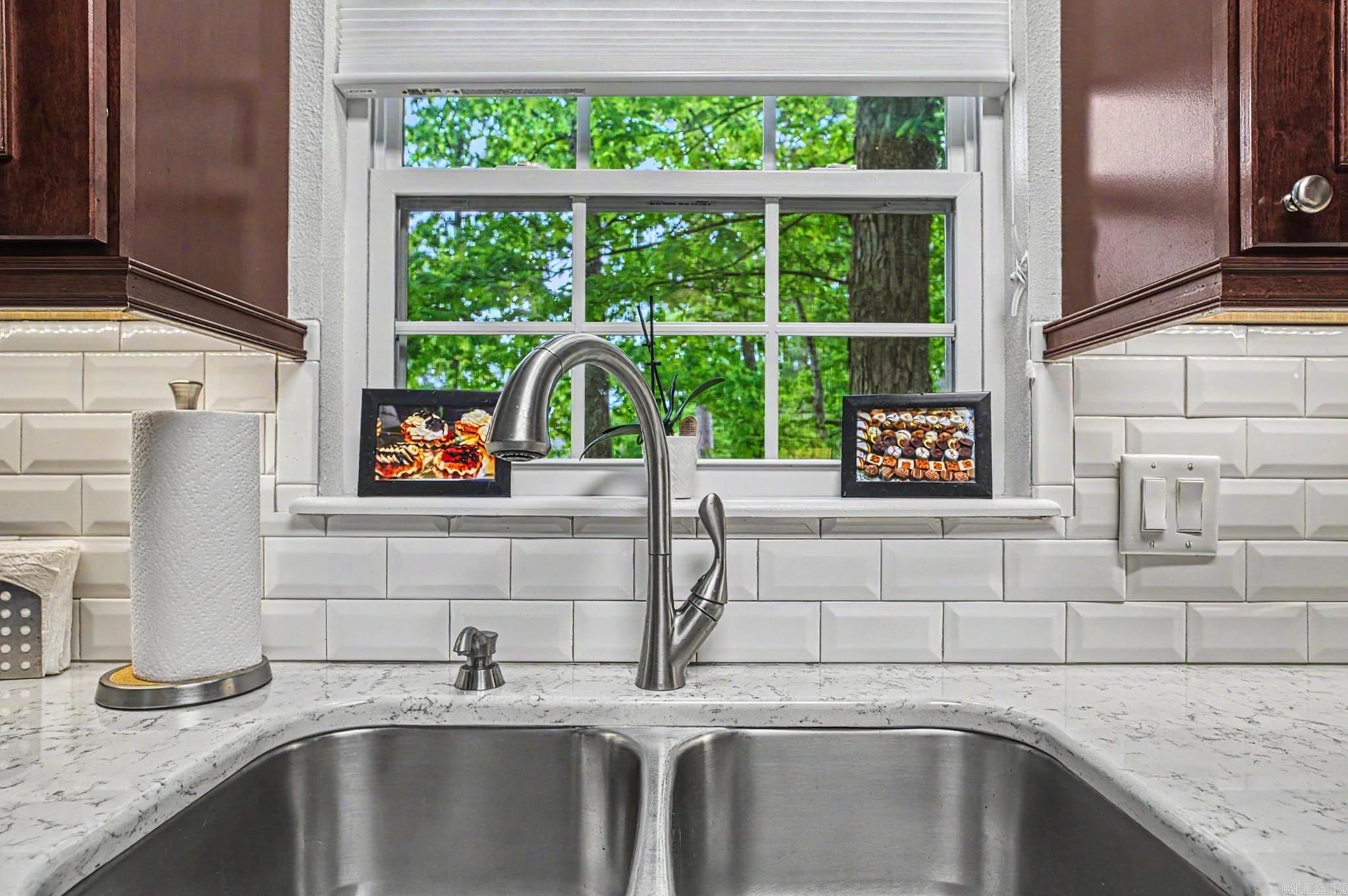 VALENCIA COURTS - Residential