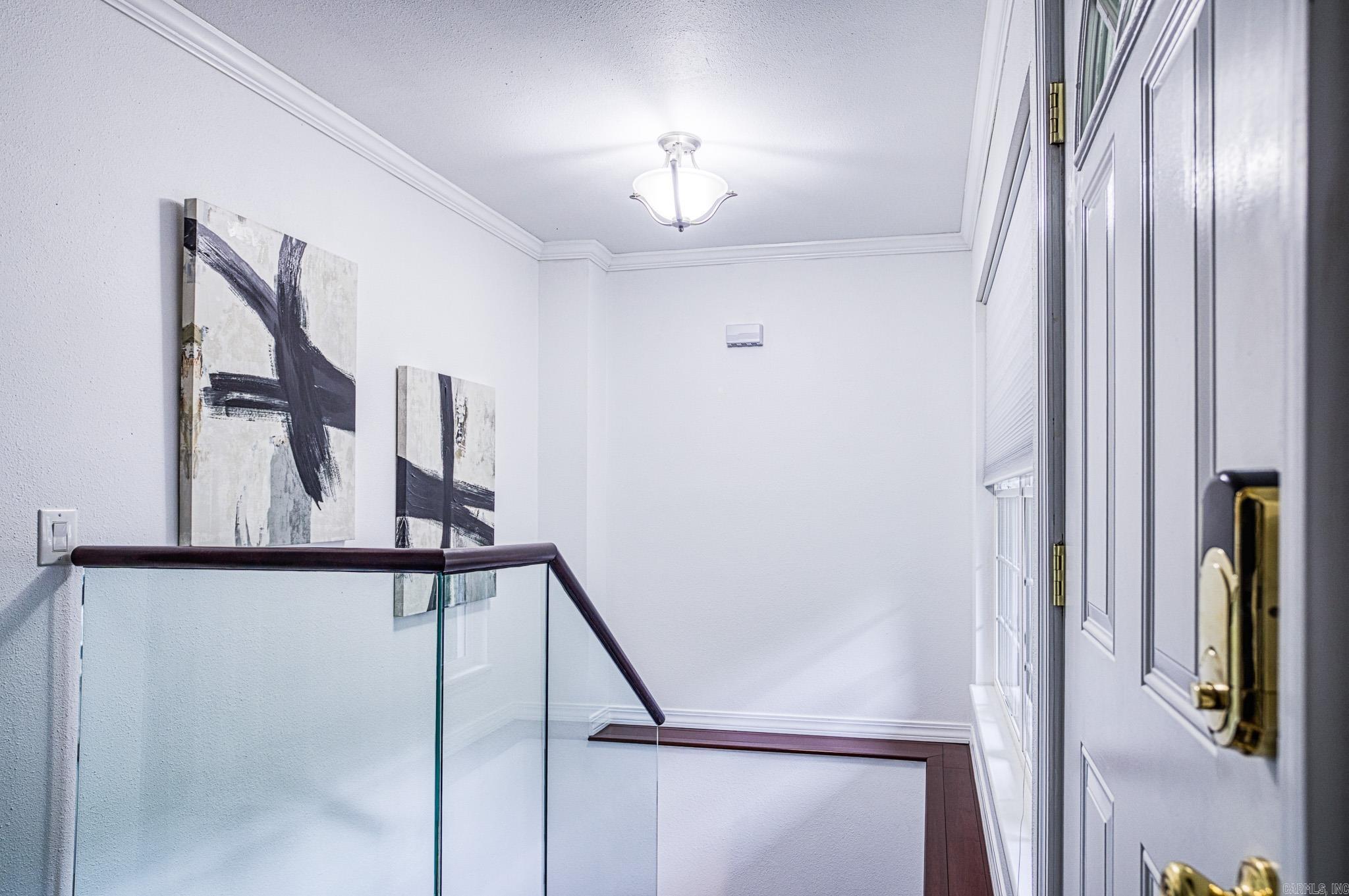 VALENCIA COURTS - Residential