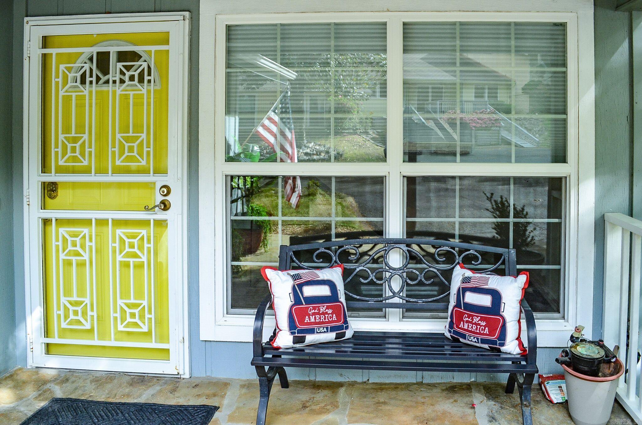 VALENCIA COURTS - Residential