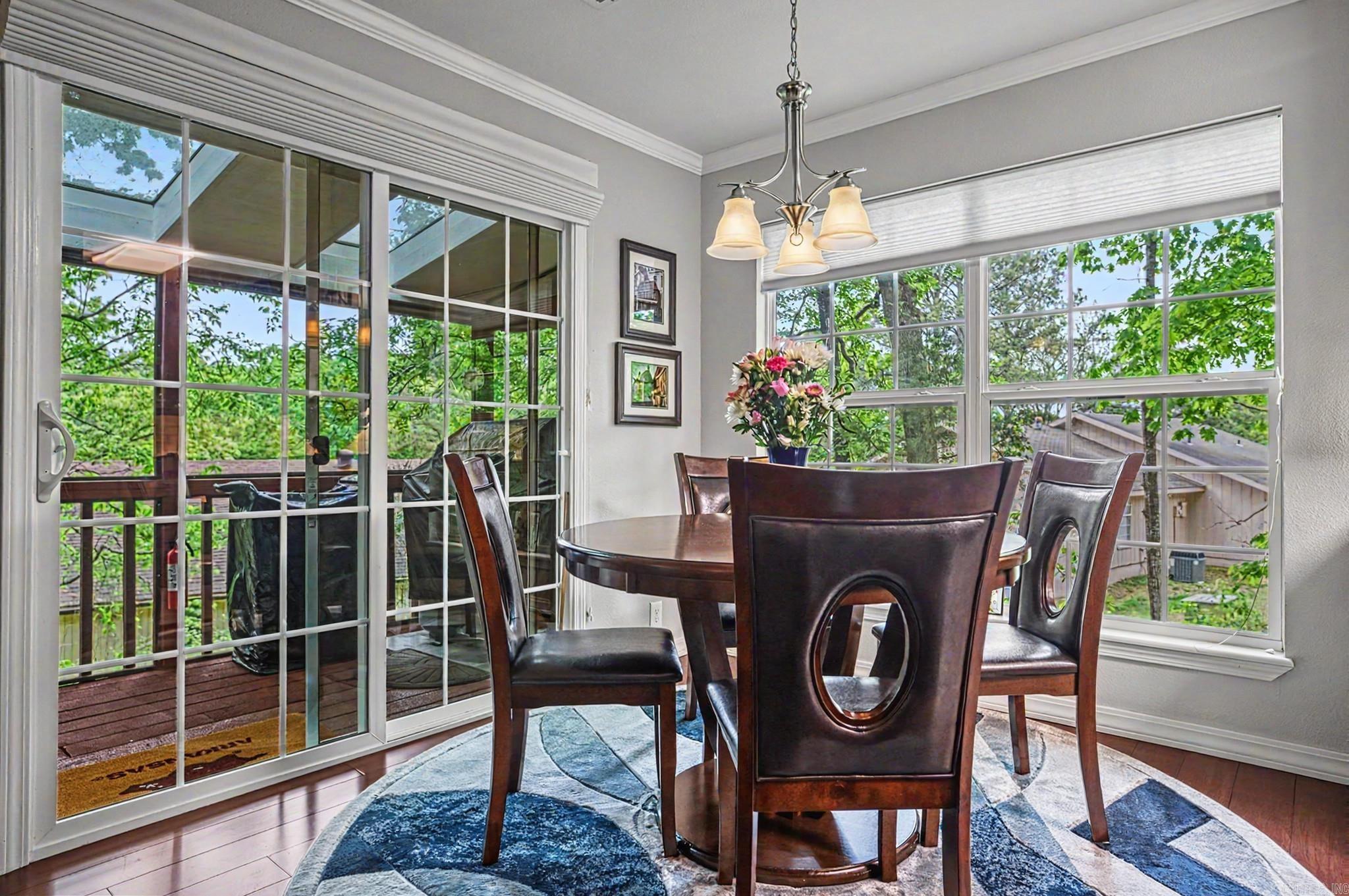 VALENCIA COURTS - Residential